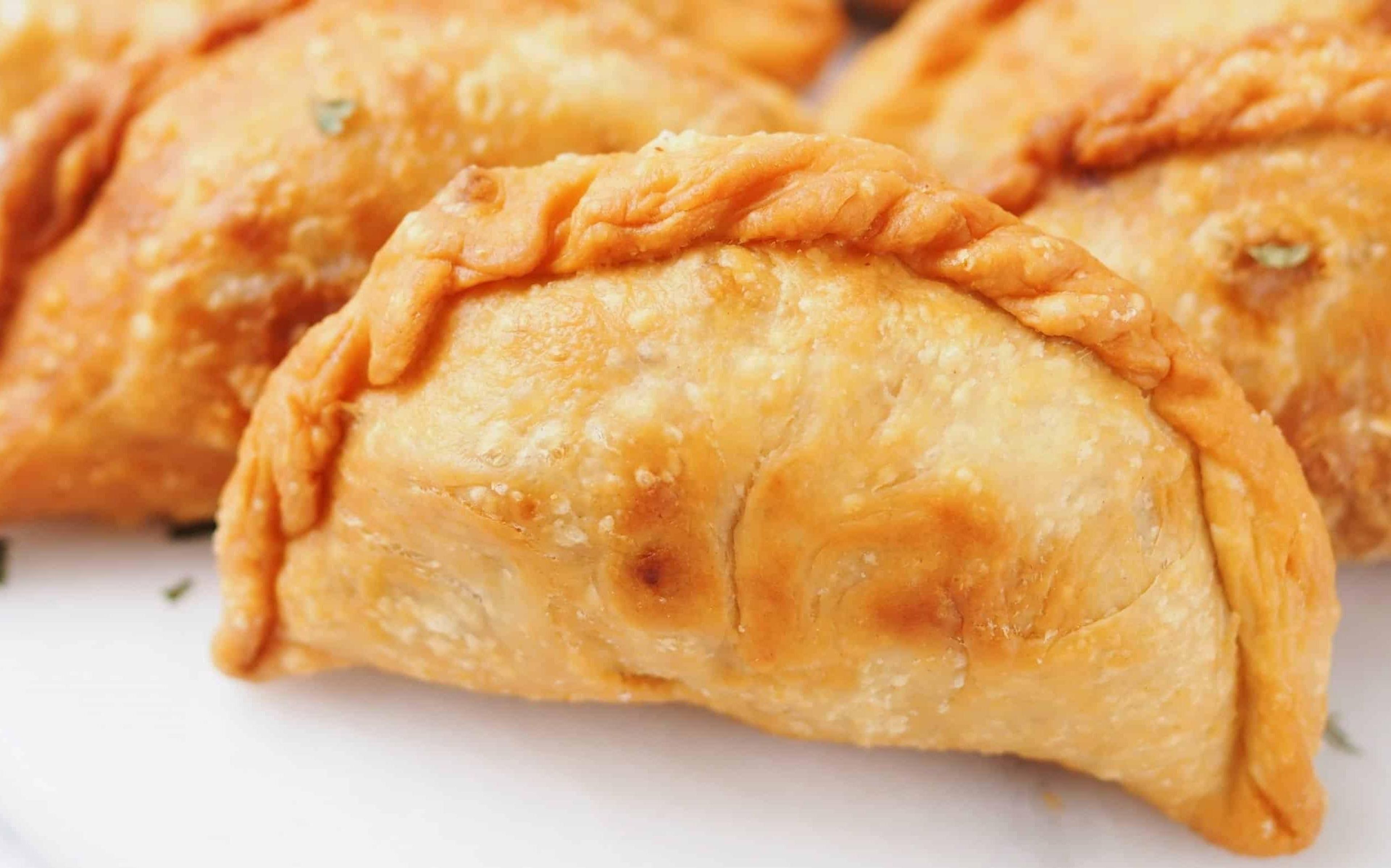 Curry Puffs (Veggies) (Deep Copy).