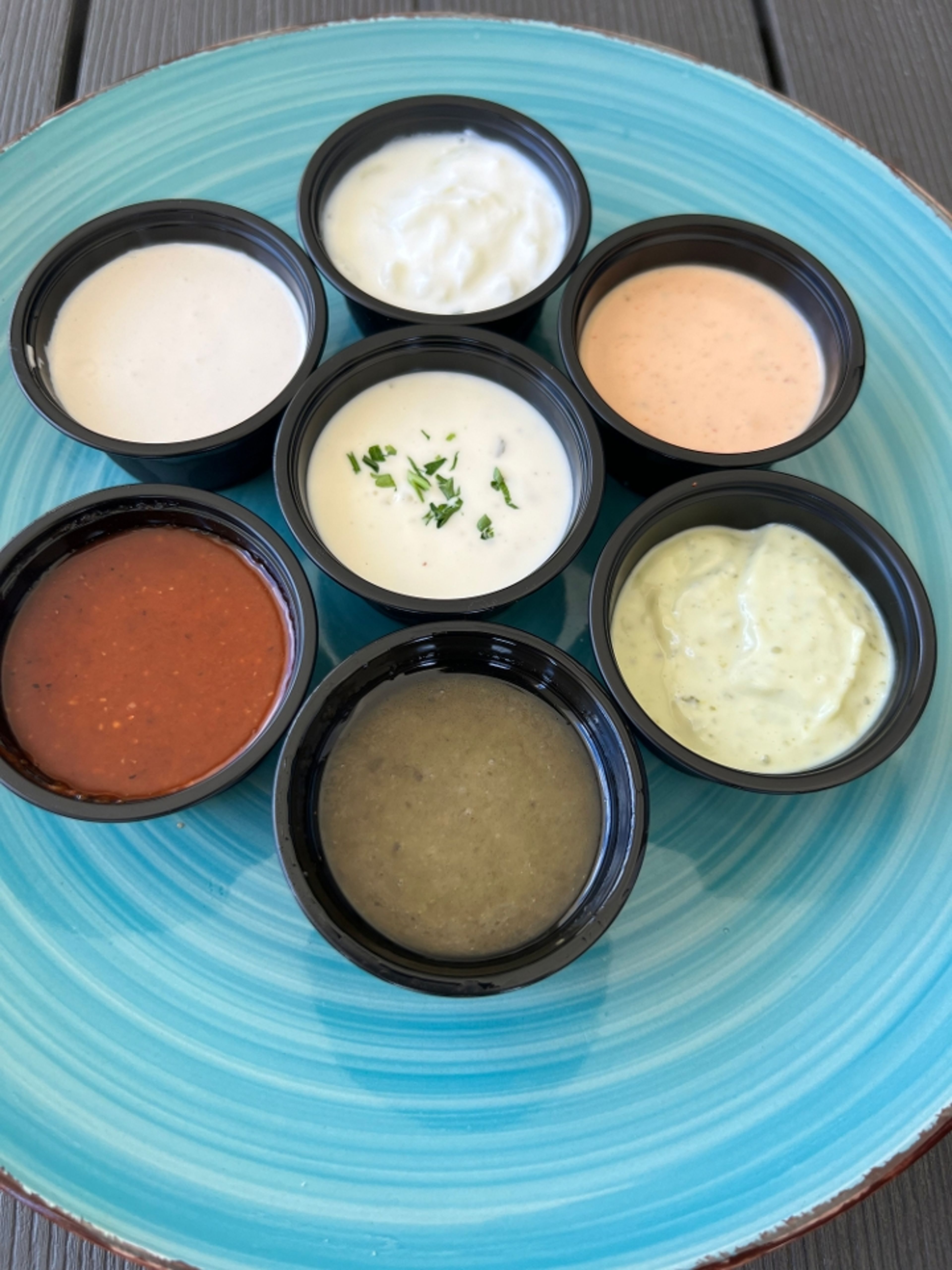 Homemade Greek dressing (2oz).