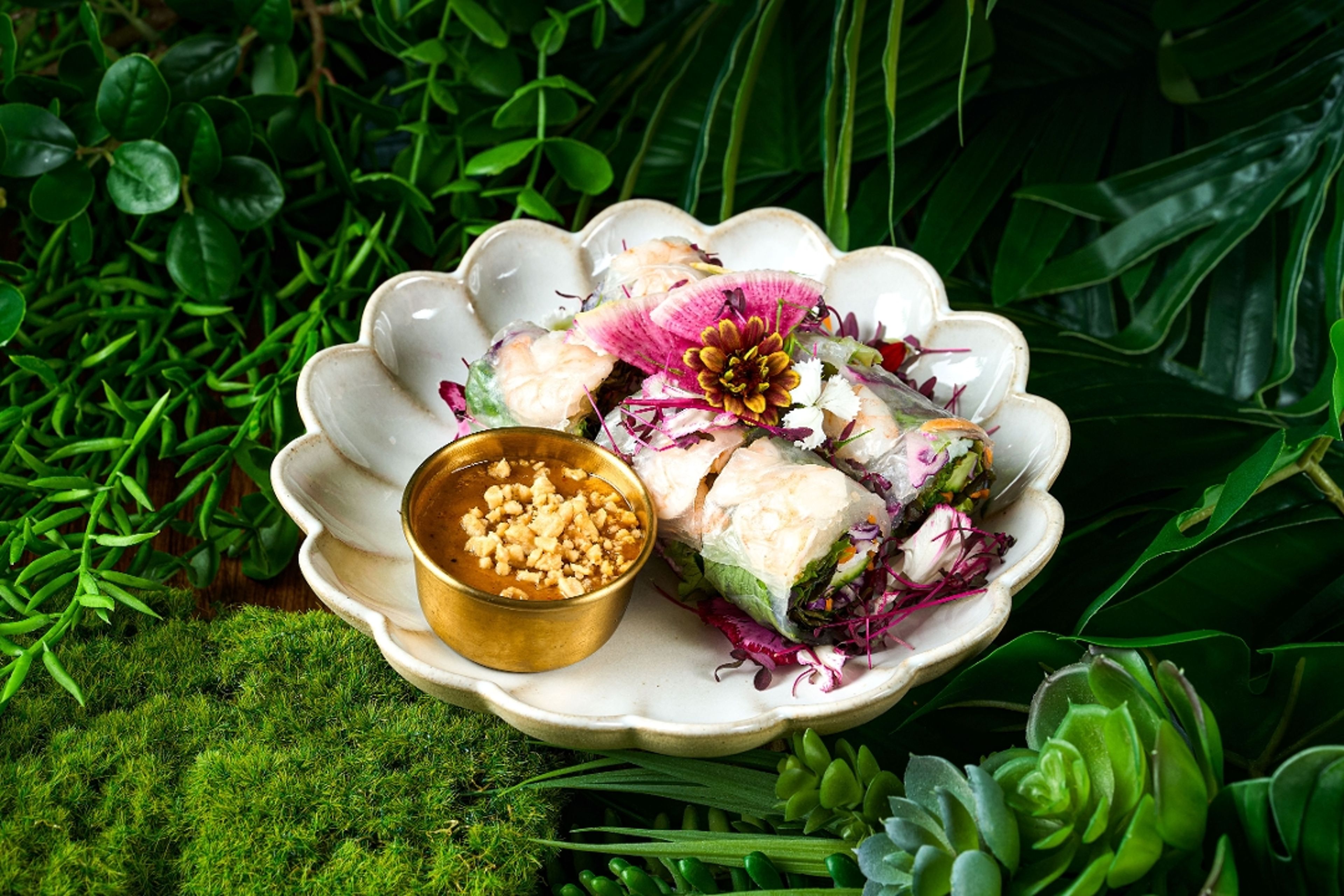 Shrimp Summer Rolls (N).