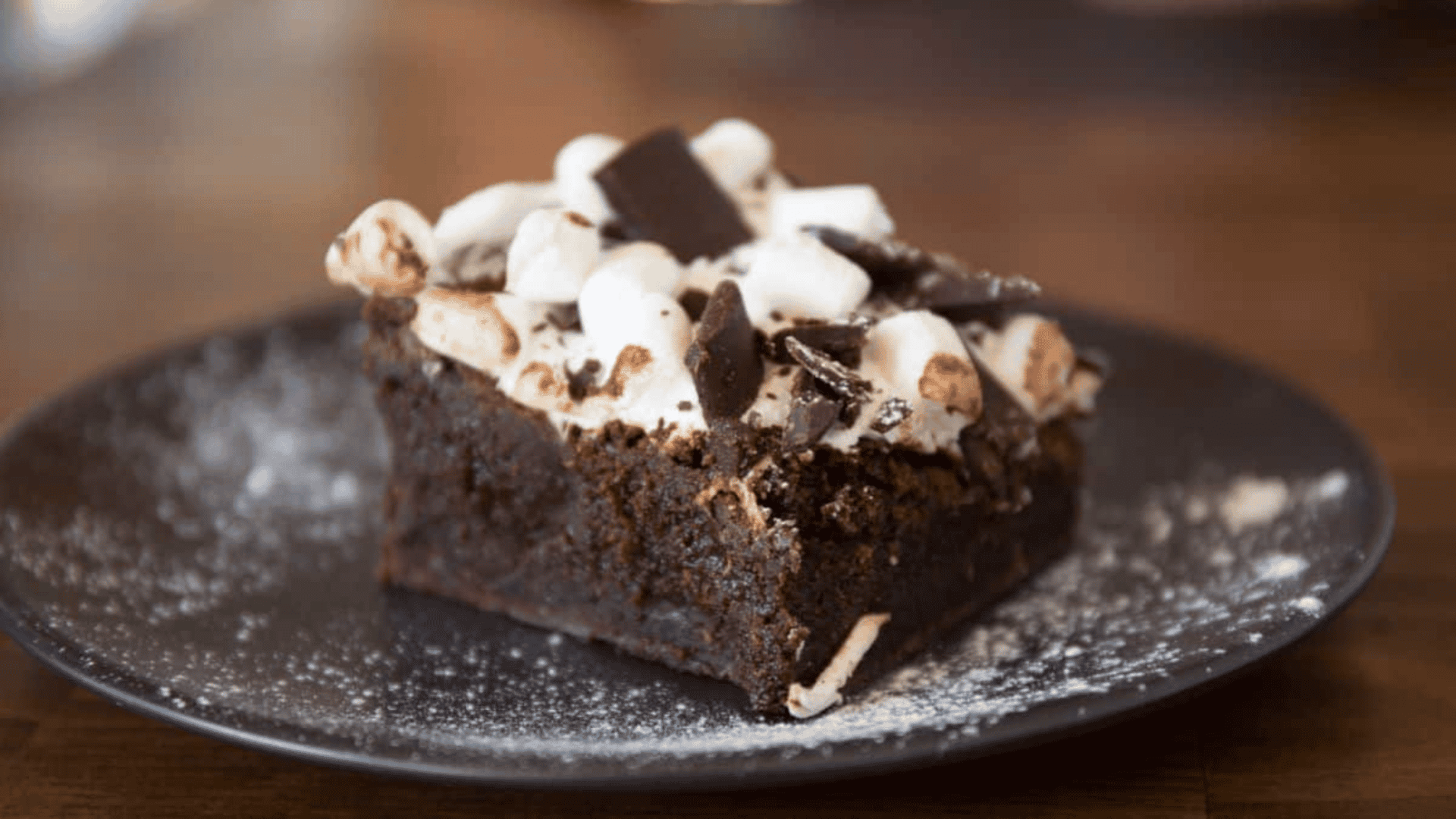 BROWNIE ROCKY ROAD.