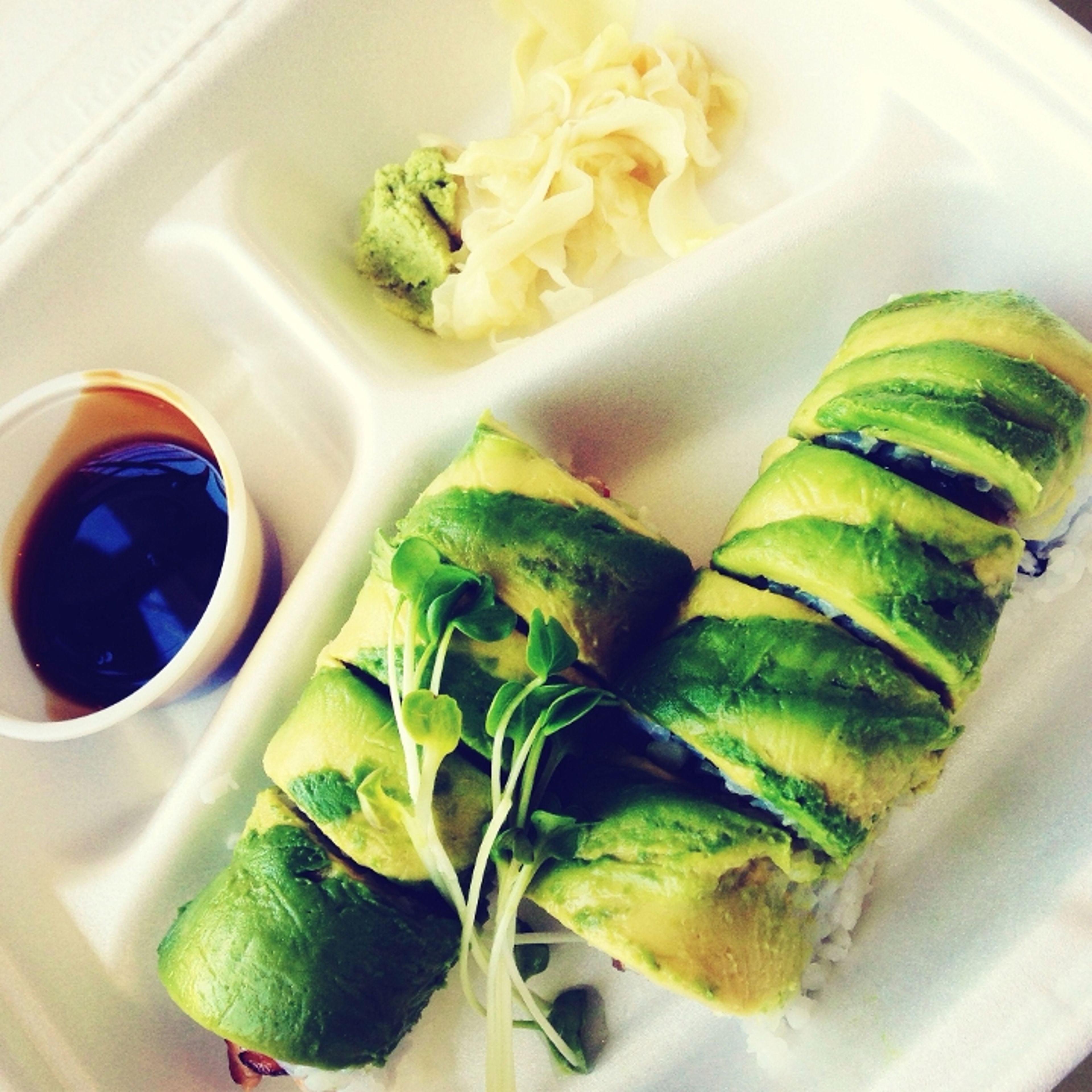 Blue Fin Tuna & Avocado Maki.