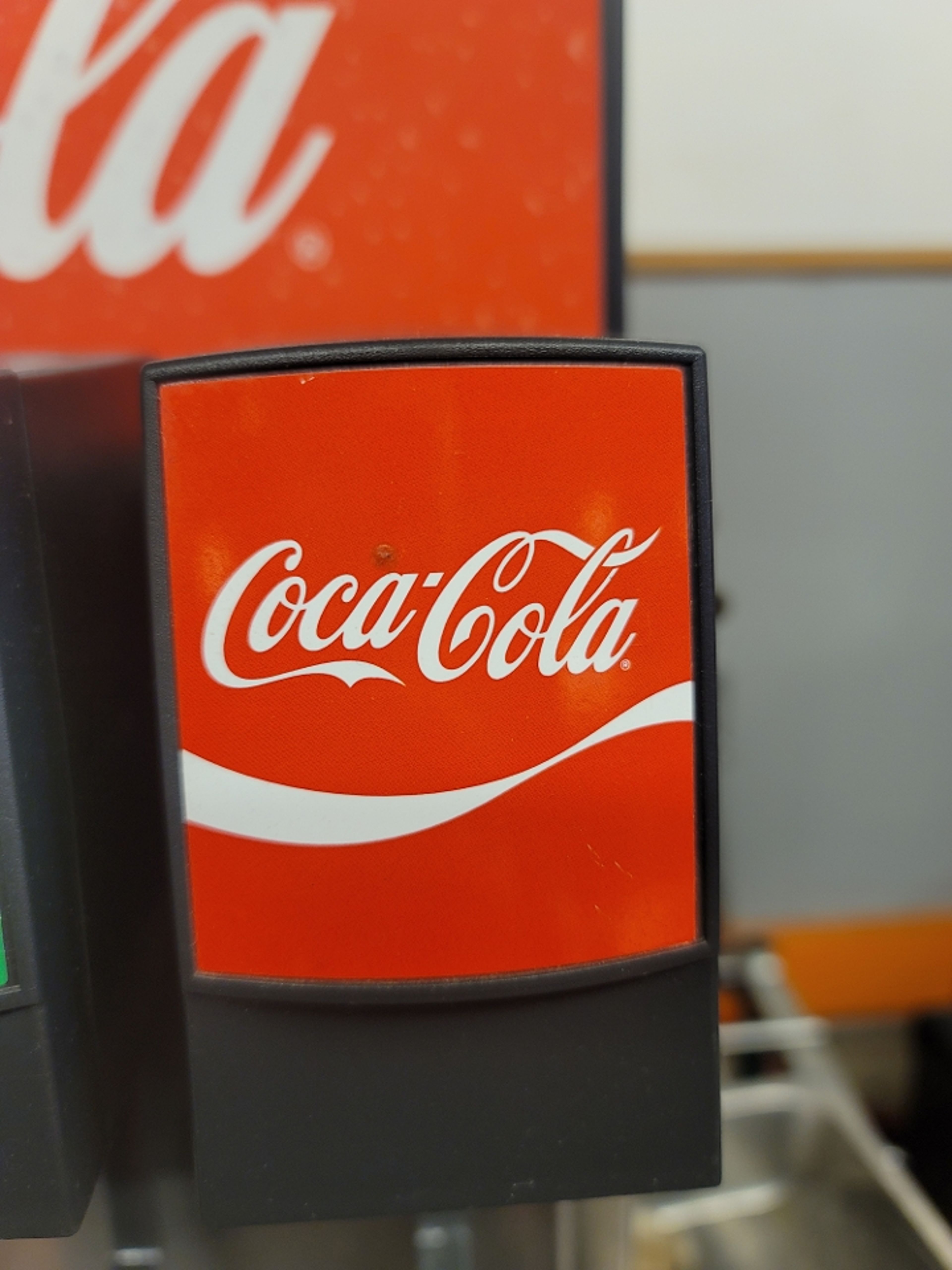B3-COKE.