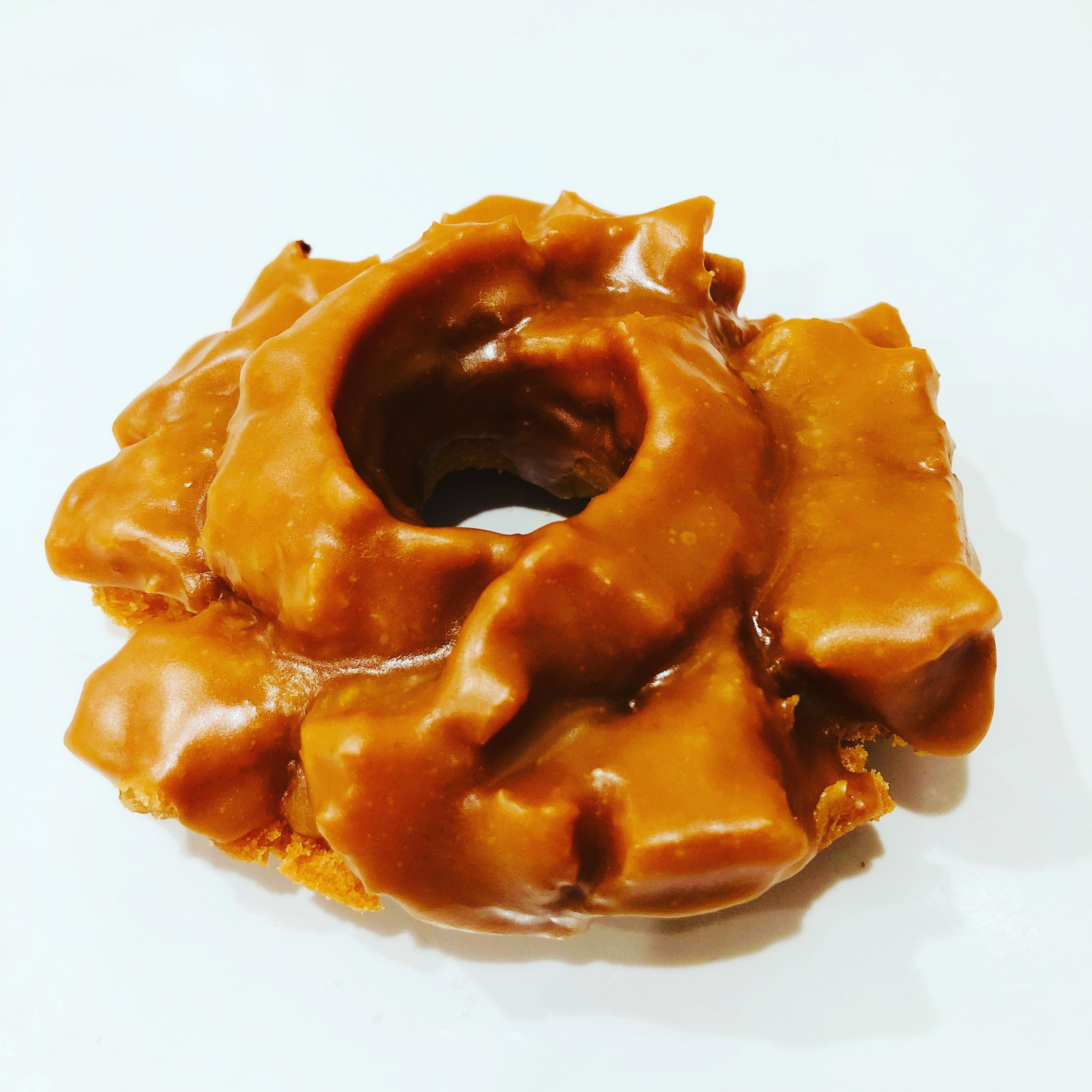 Old Fashion Maple Ice Cake.