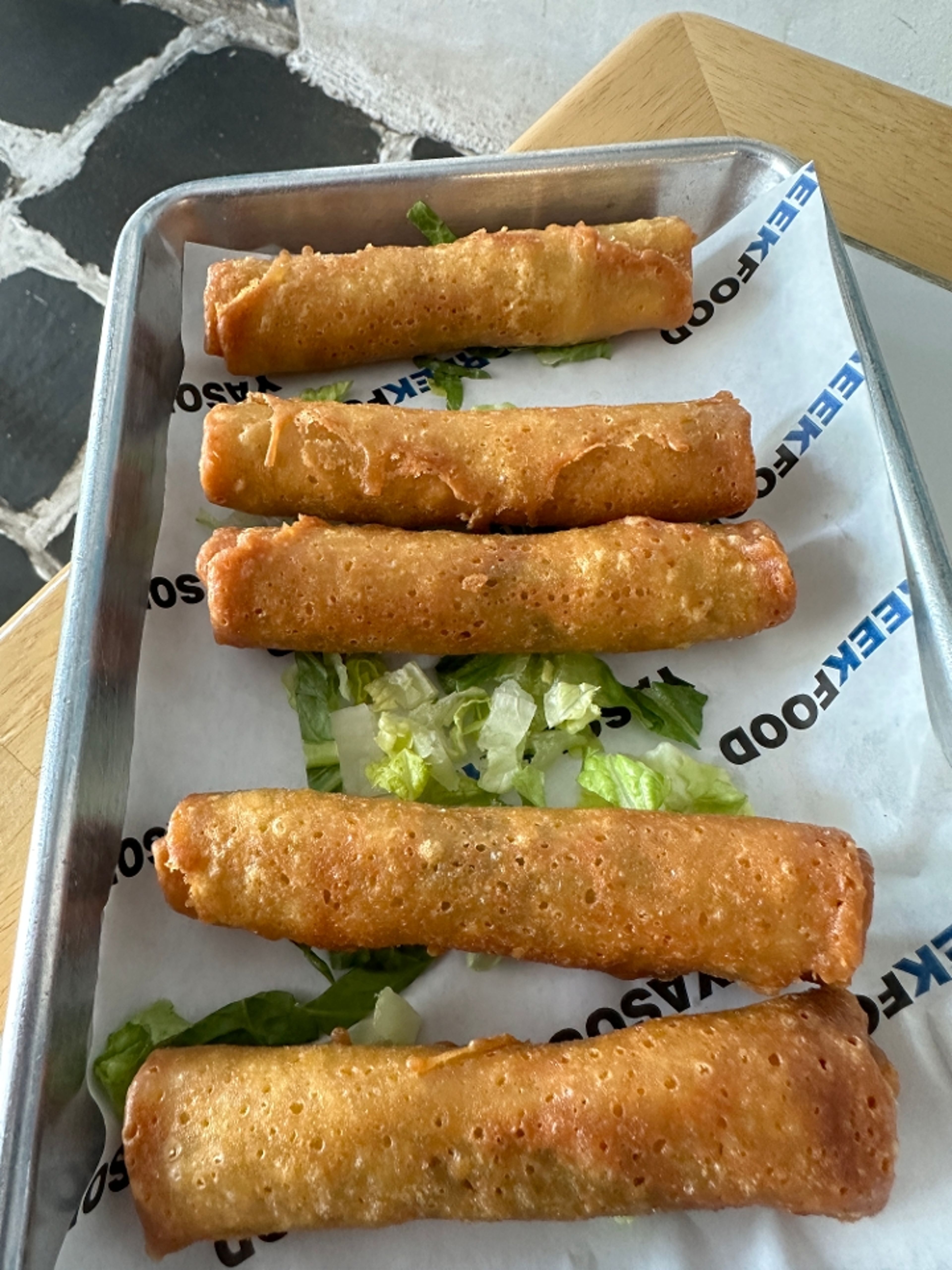 Spinach rolls (fried).