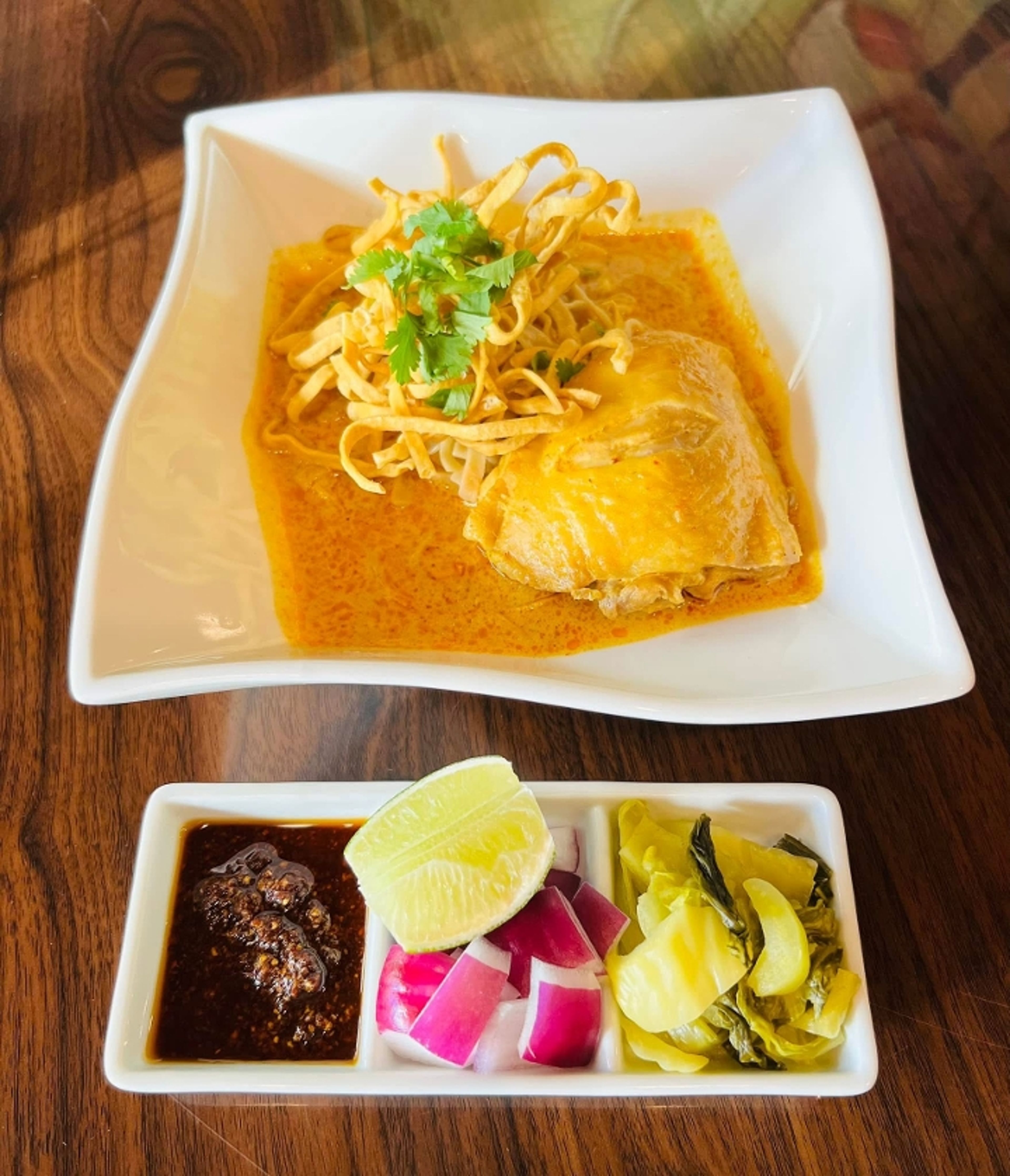 Khao Soi Kai (Noodle Curry).