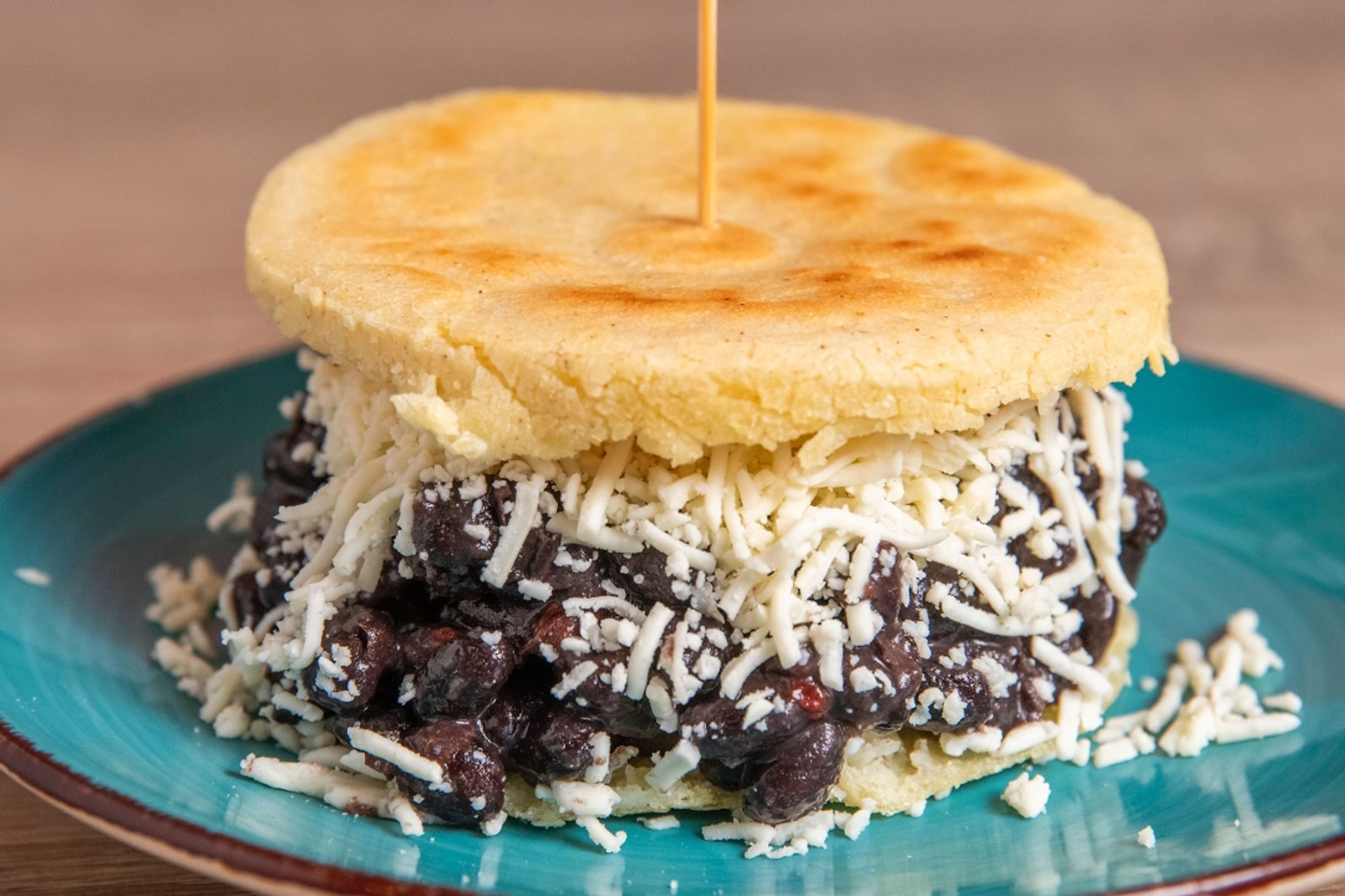 Arepa Dominó.