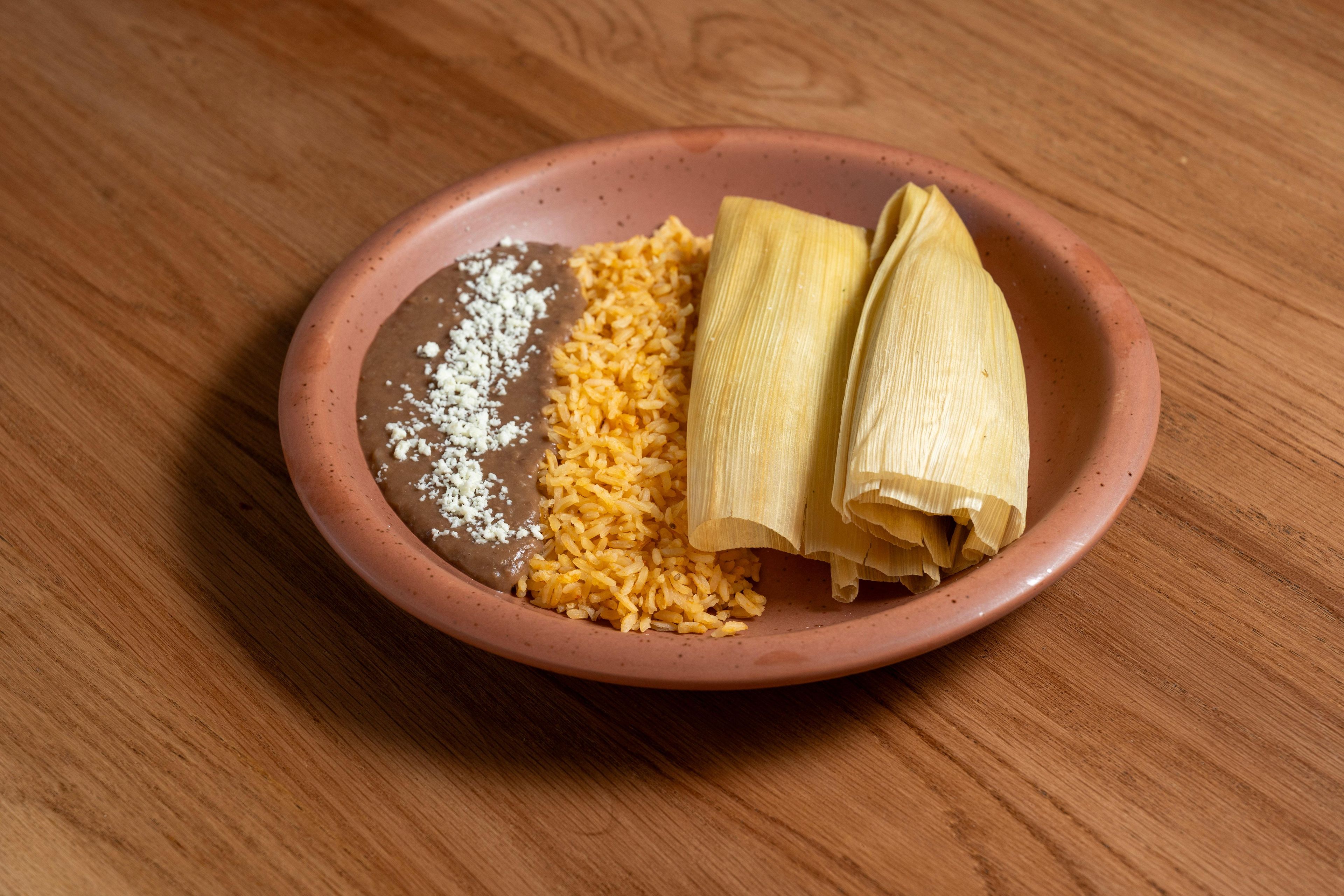 TAMALE PLATE.