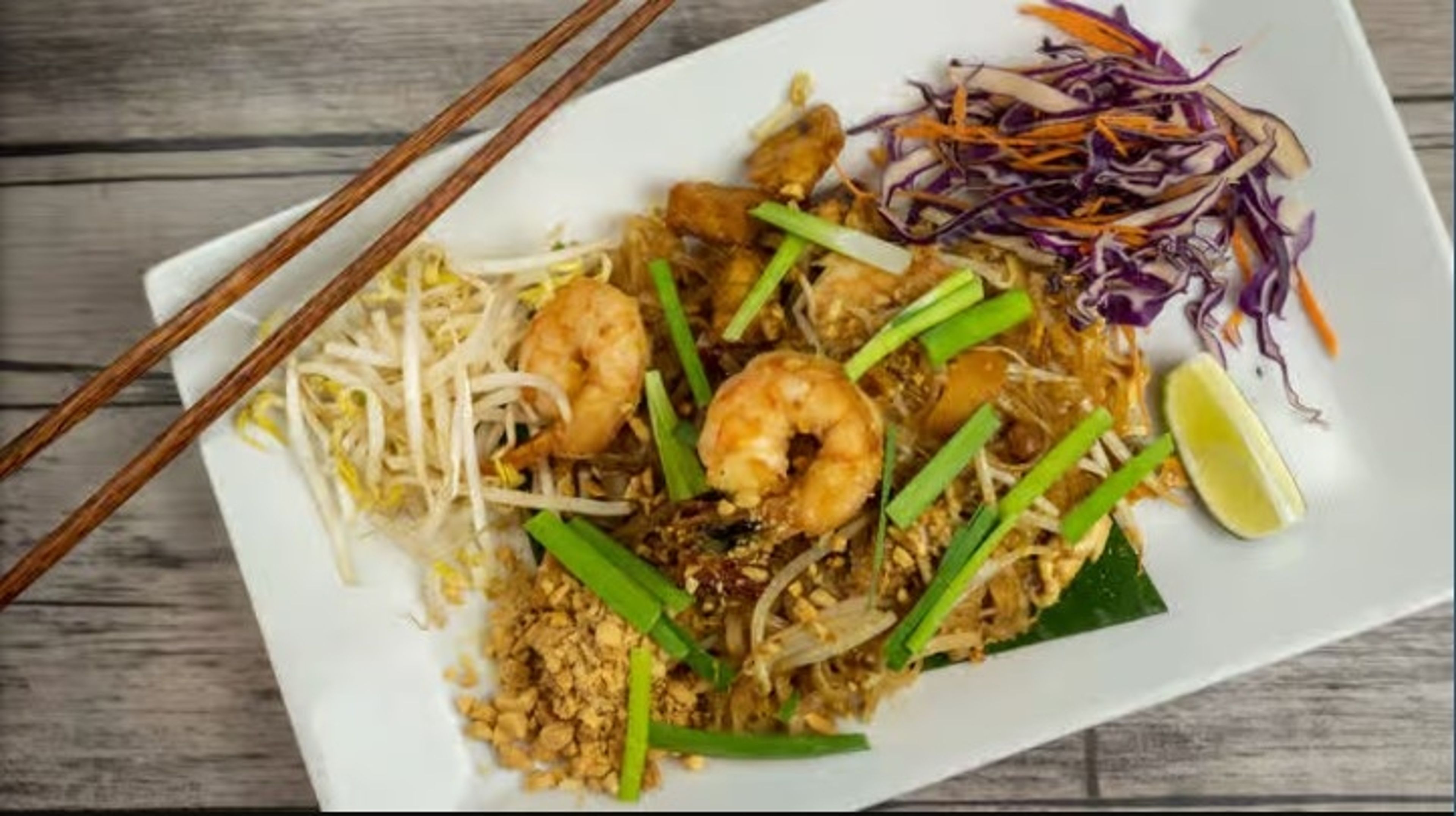 Classic Pad Thai.
