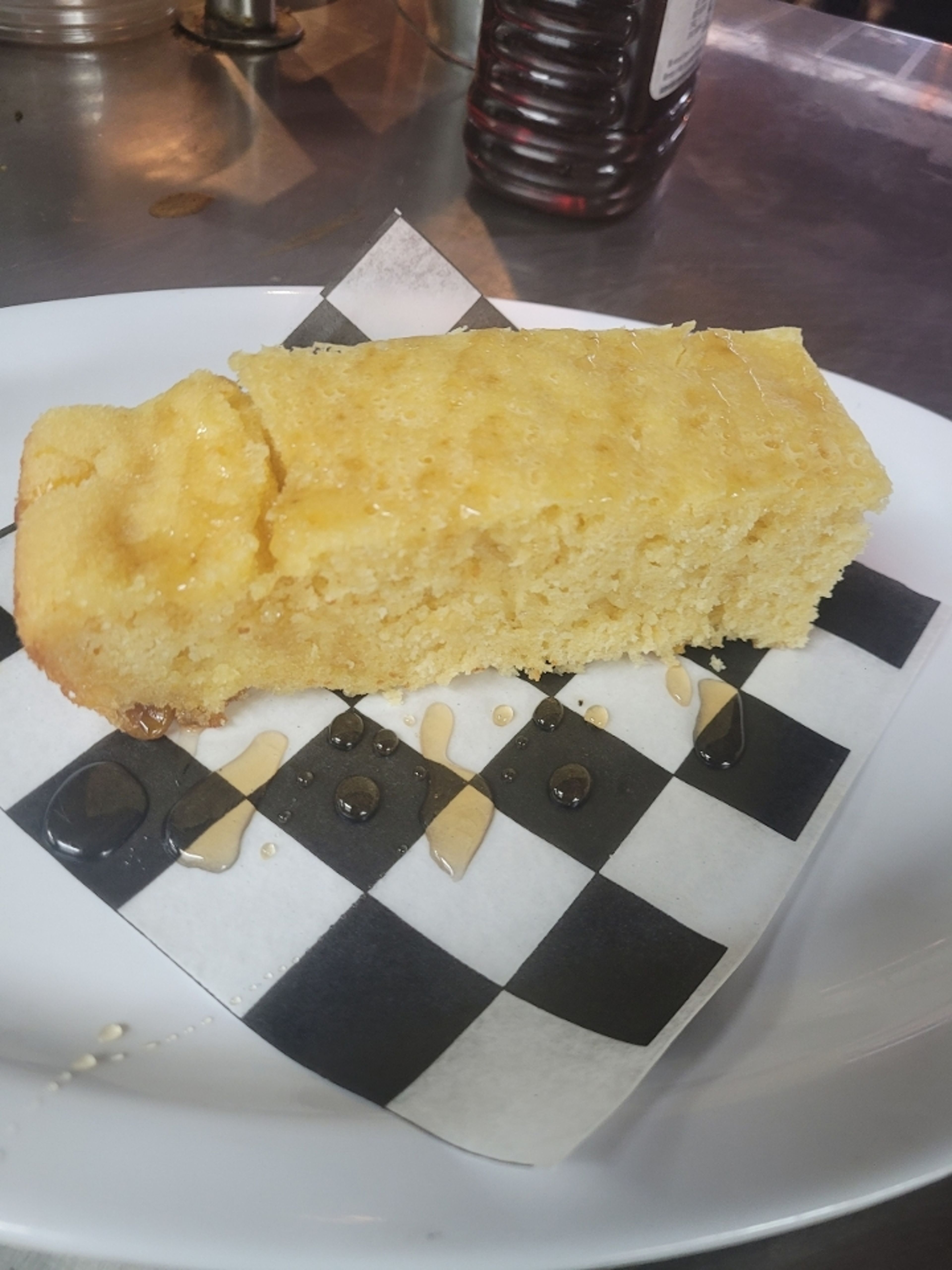 Damn Good Cornbread /side.