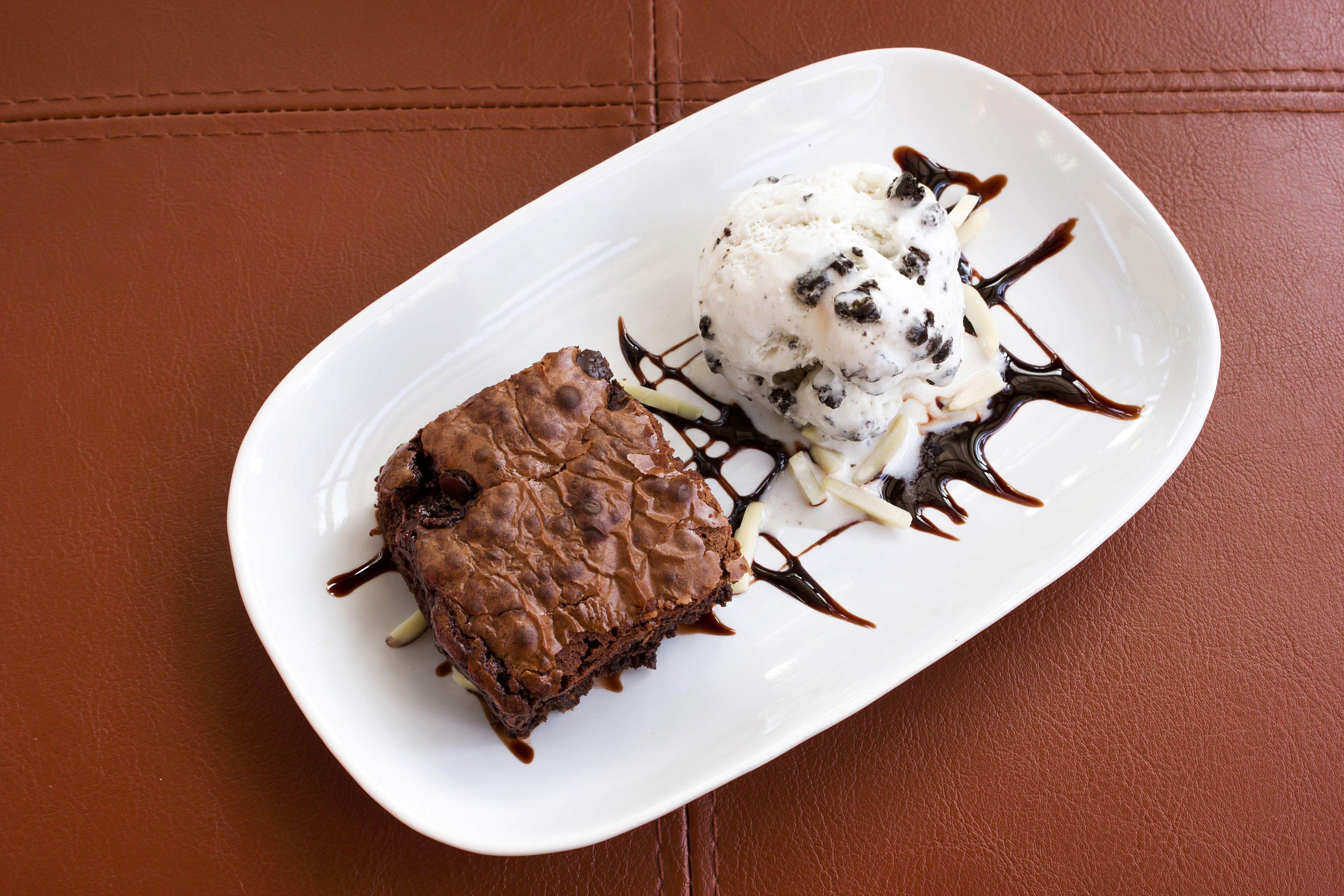 Brownie w/Ice Cream.