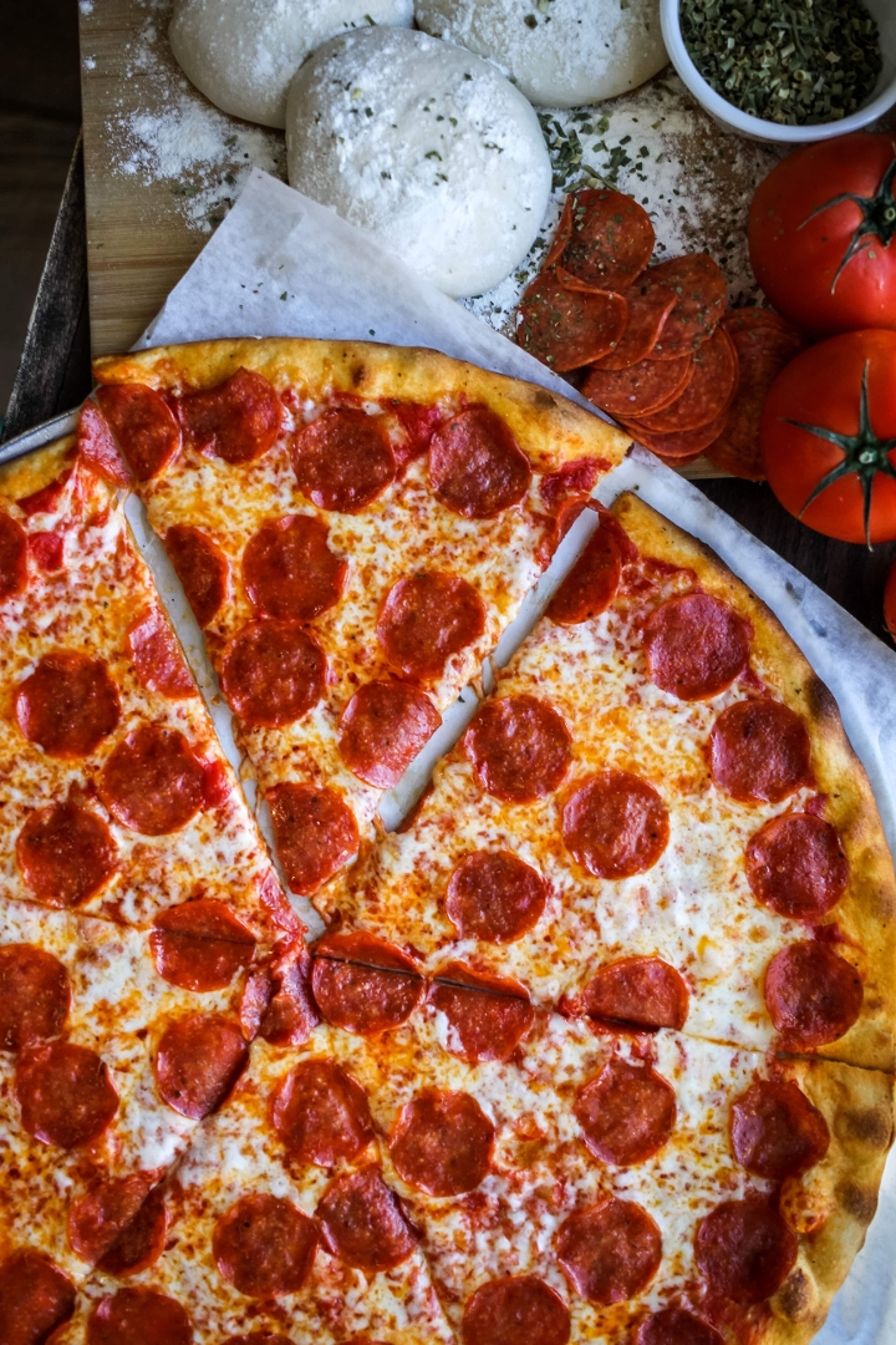 NY Style Pepperoni Pizza (Large).