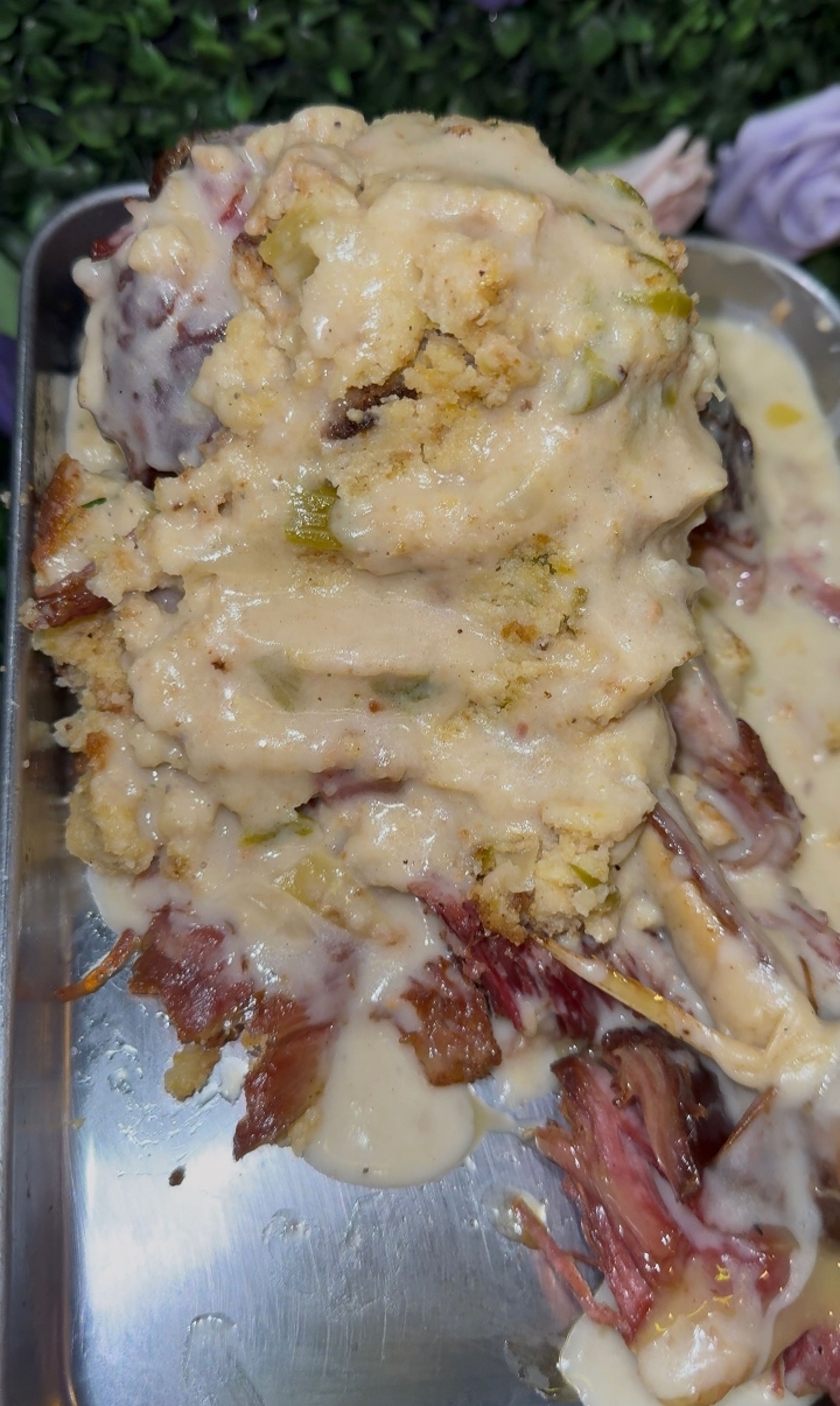 TURKEY LEG DINNER (FEEDS 1).