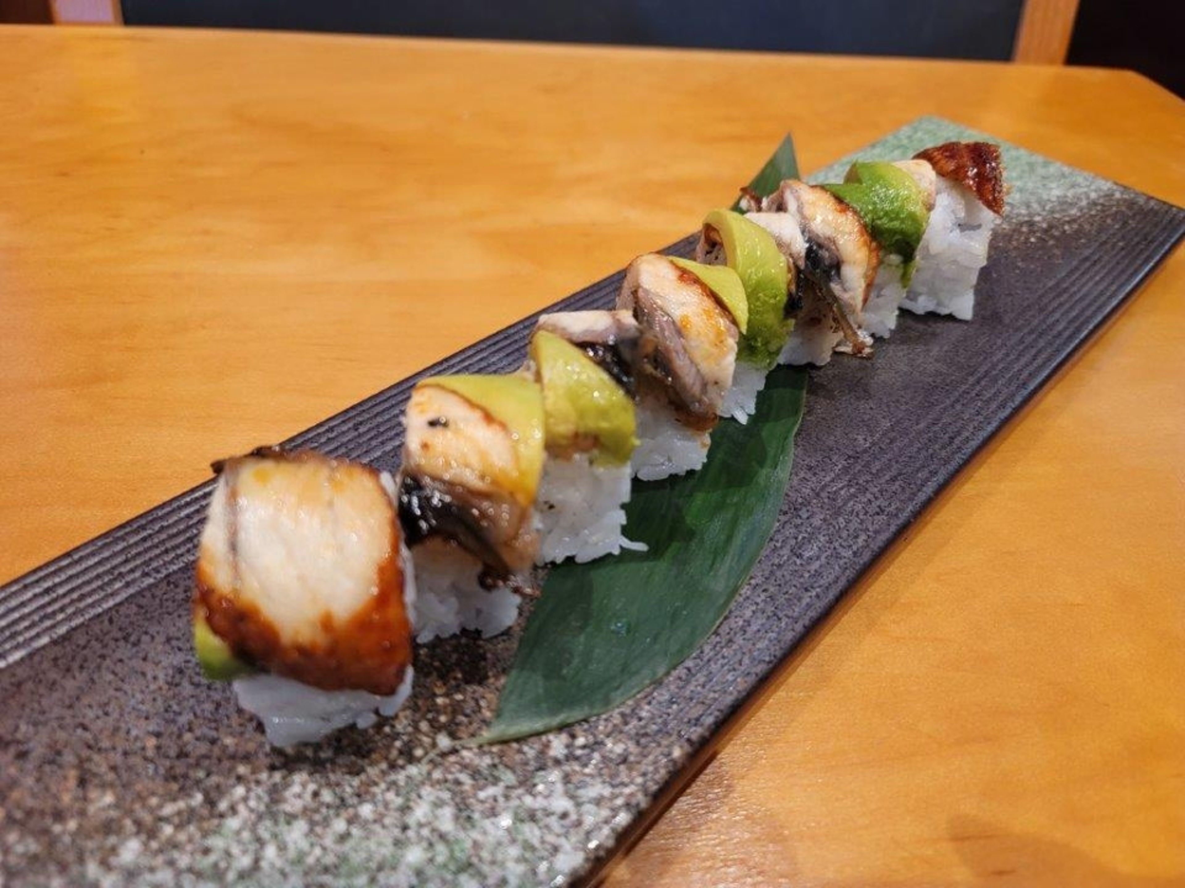 BR8-DRAGON ROLL