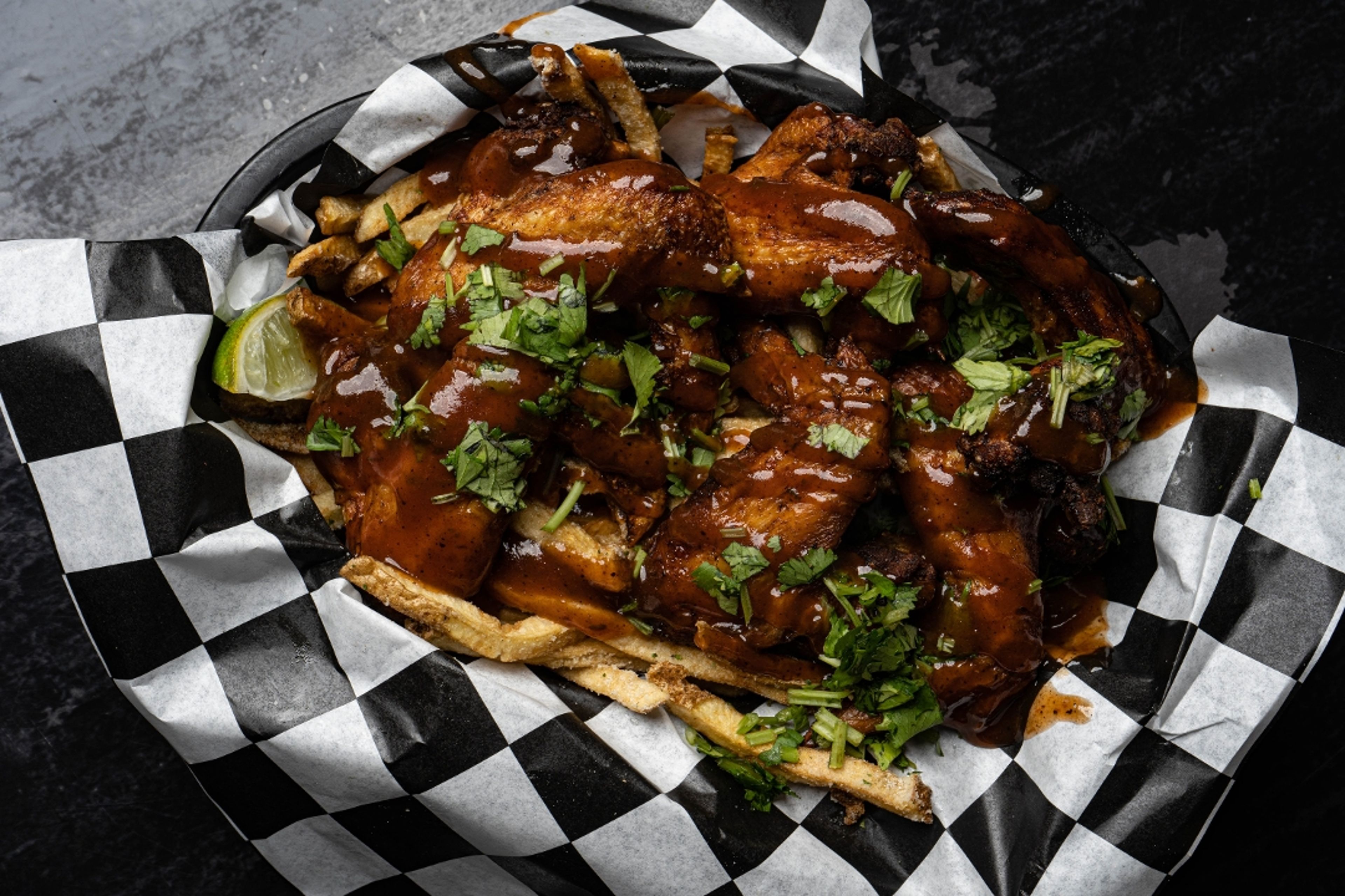 Naked Jerk Wings w/ Friez.