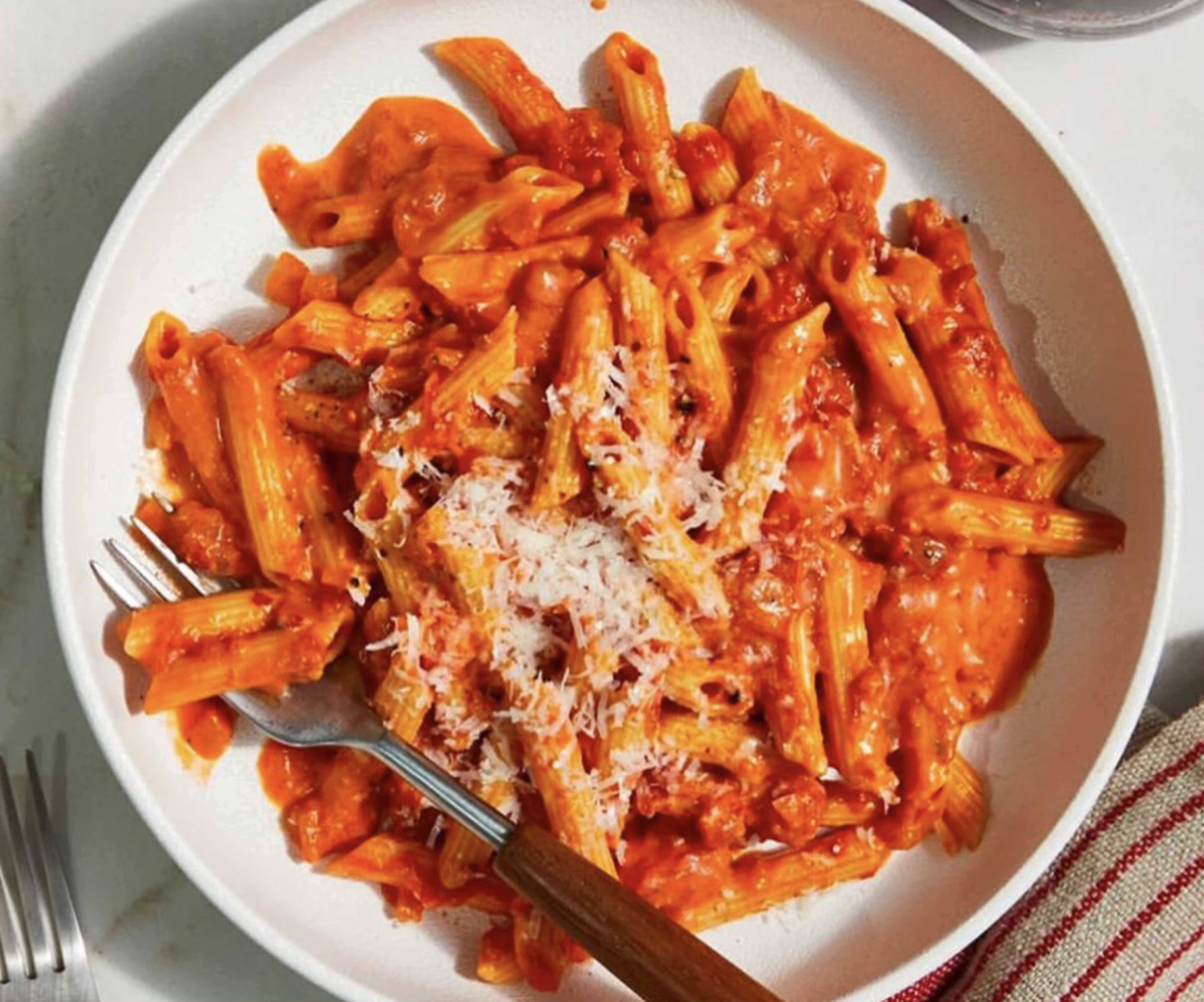 Penne Vodka (contains pork).