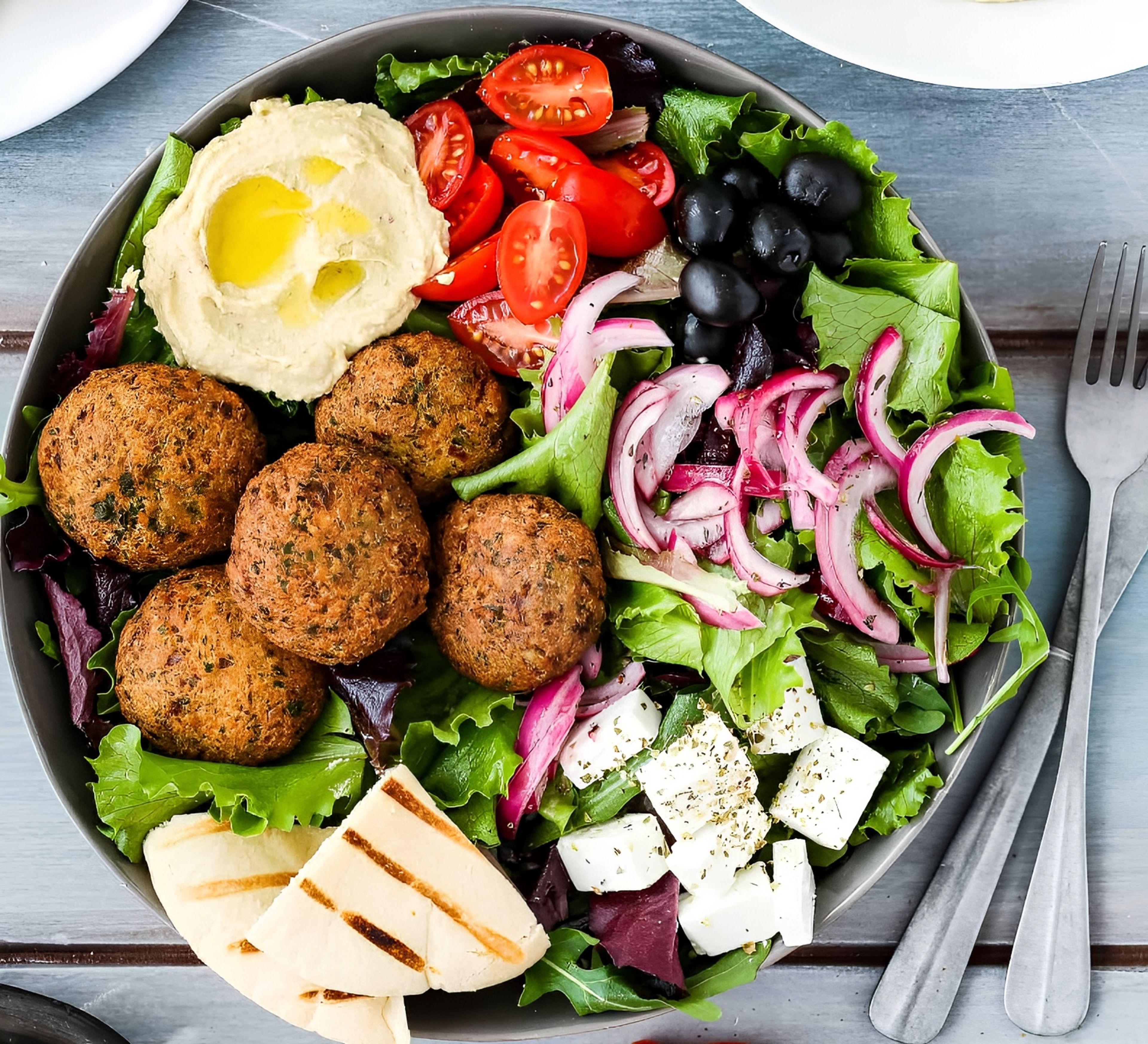 FALAFEL SALAD