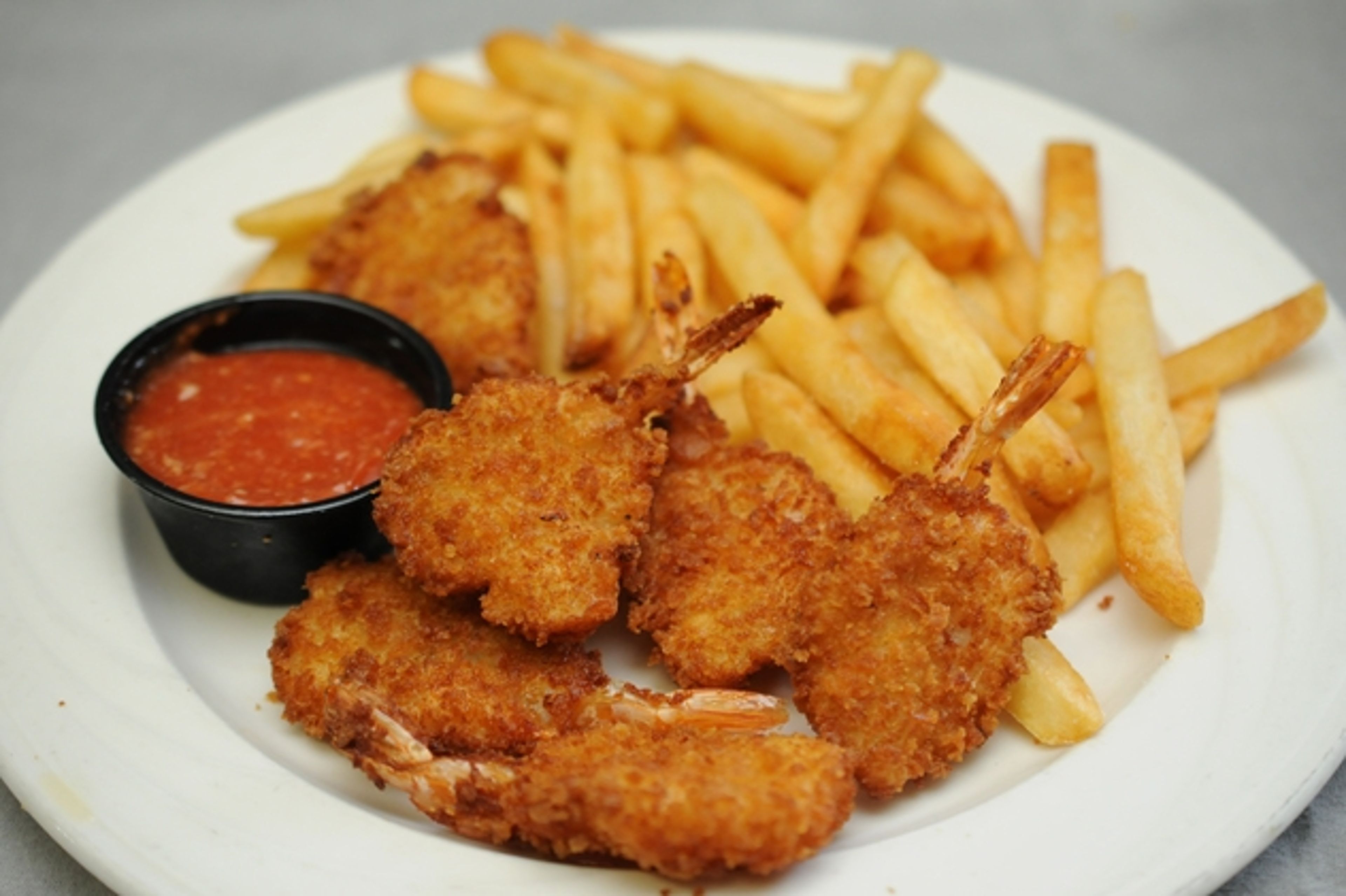 Fried Shrimp w/ Fries.