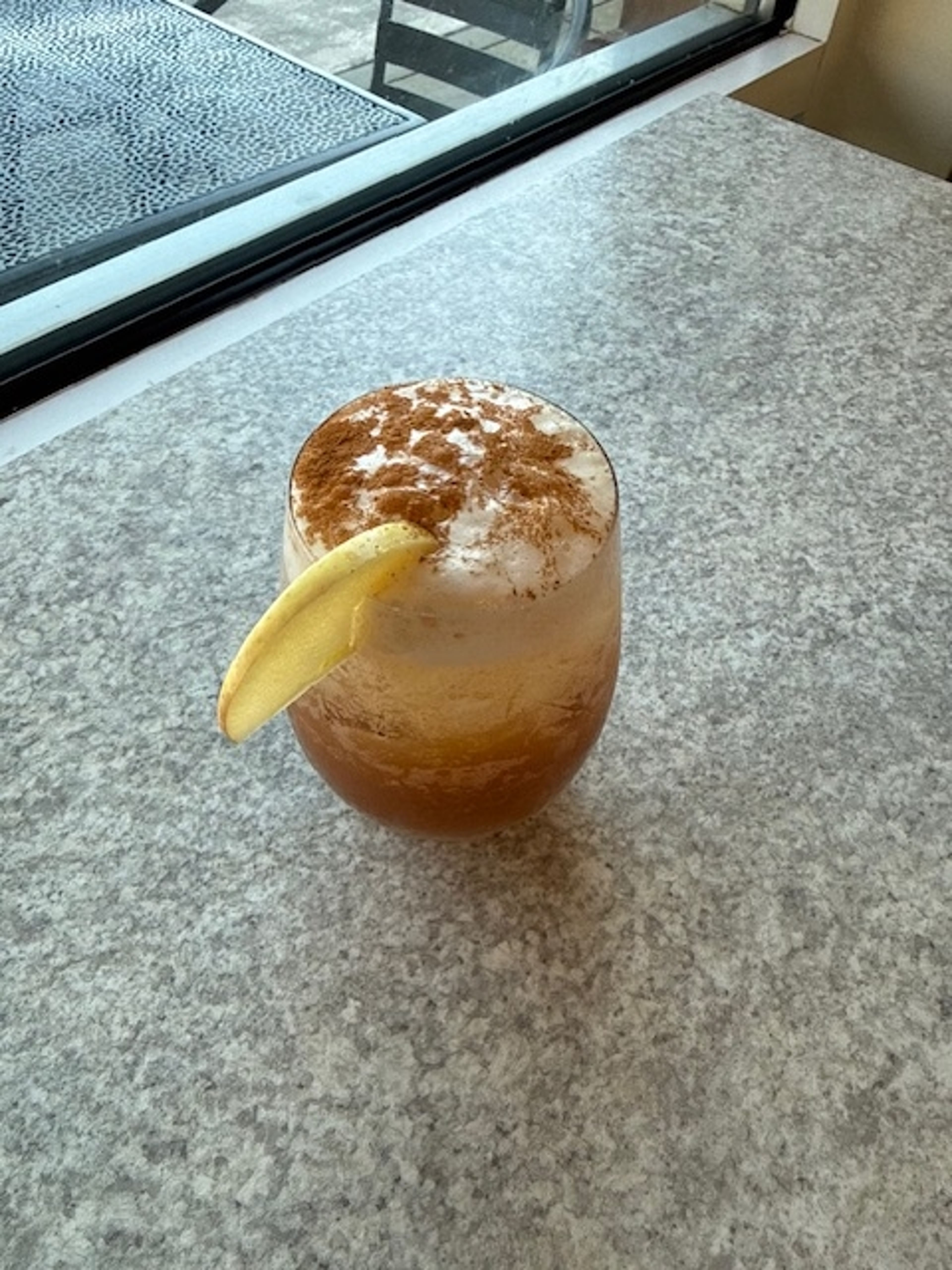 NA Sparkling Apple Tonic.