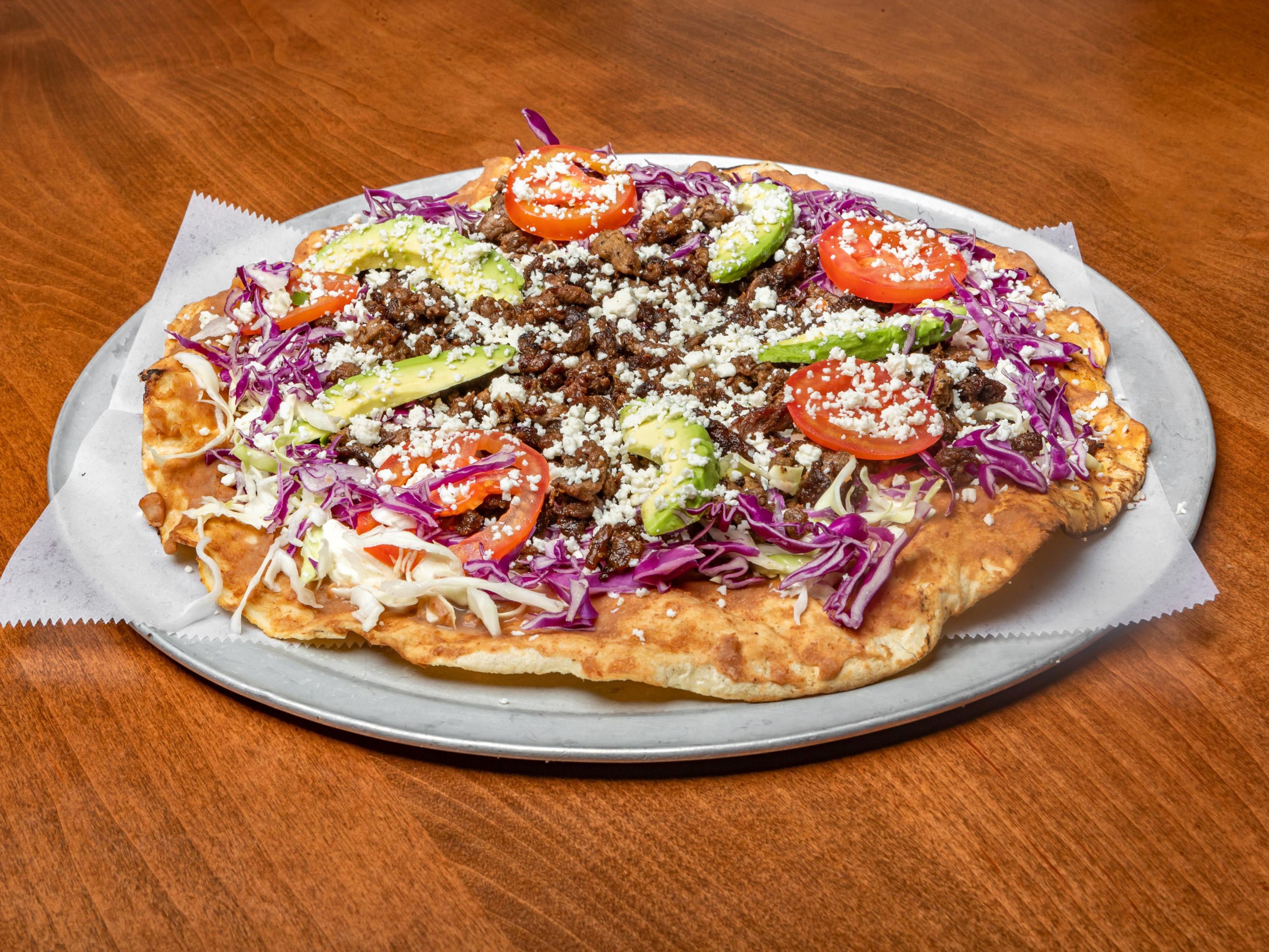 TLAYUDA TRADITIONAL.