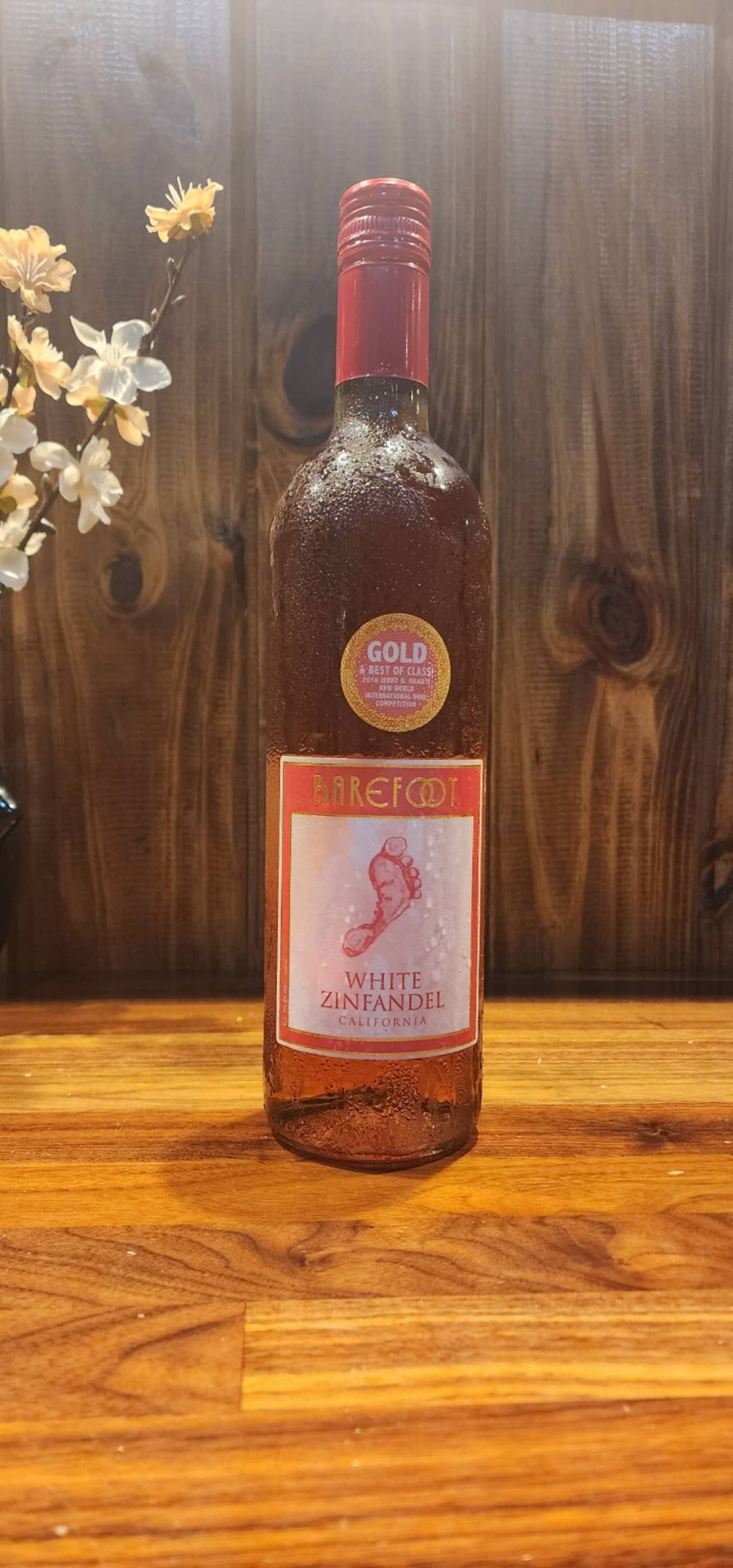 Barefoot White Zifandel.