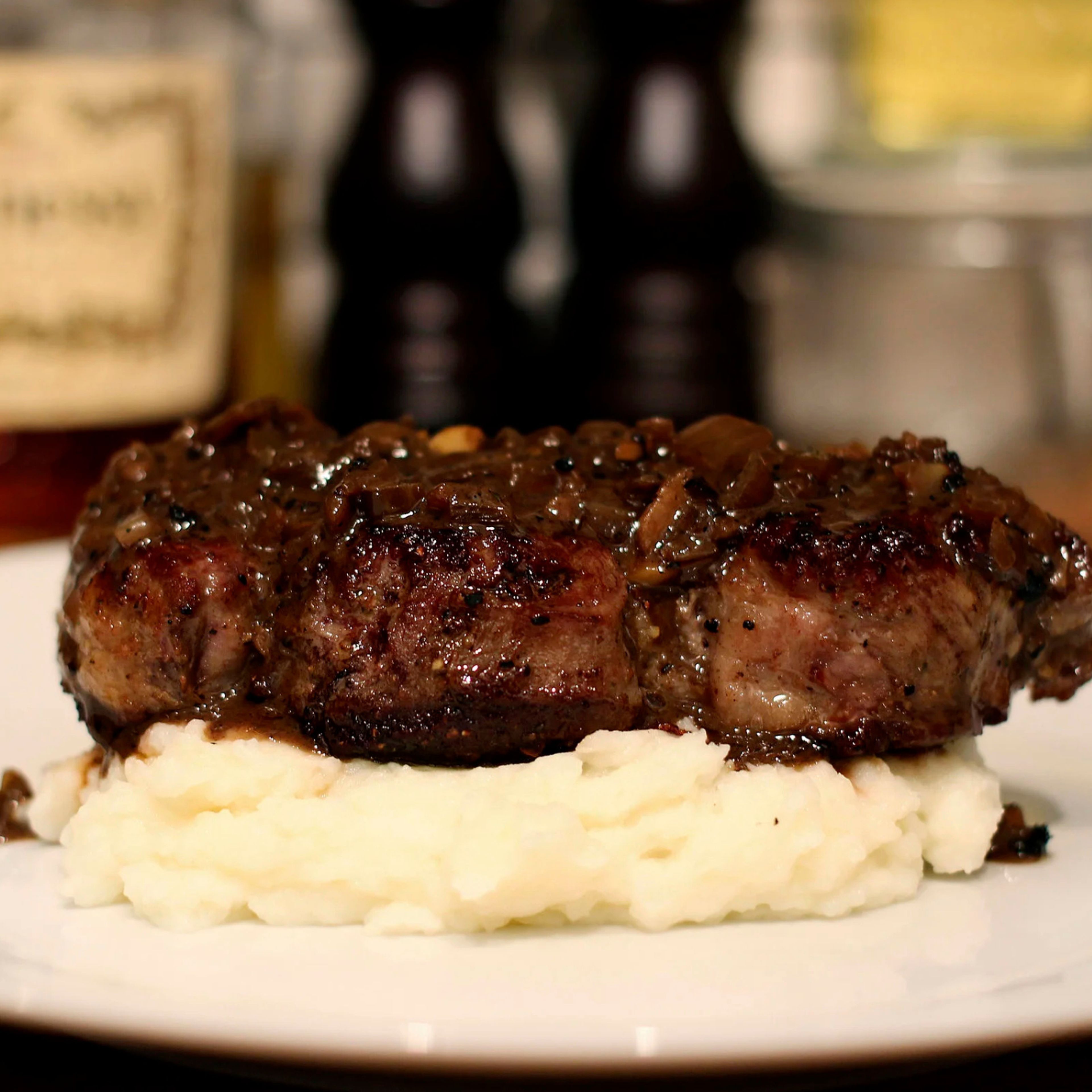 Mignon in mango red habanero rub with mashed potato.