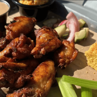SMOKED WING DINNER.