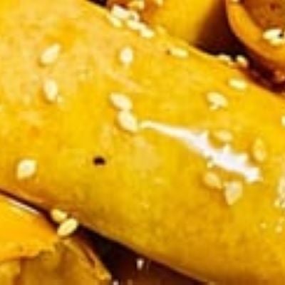 Banana Rolls w/Honey.