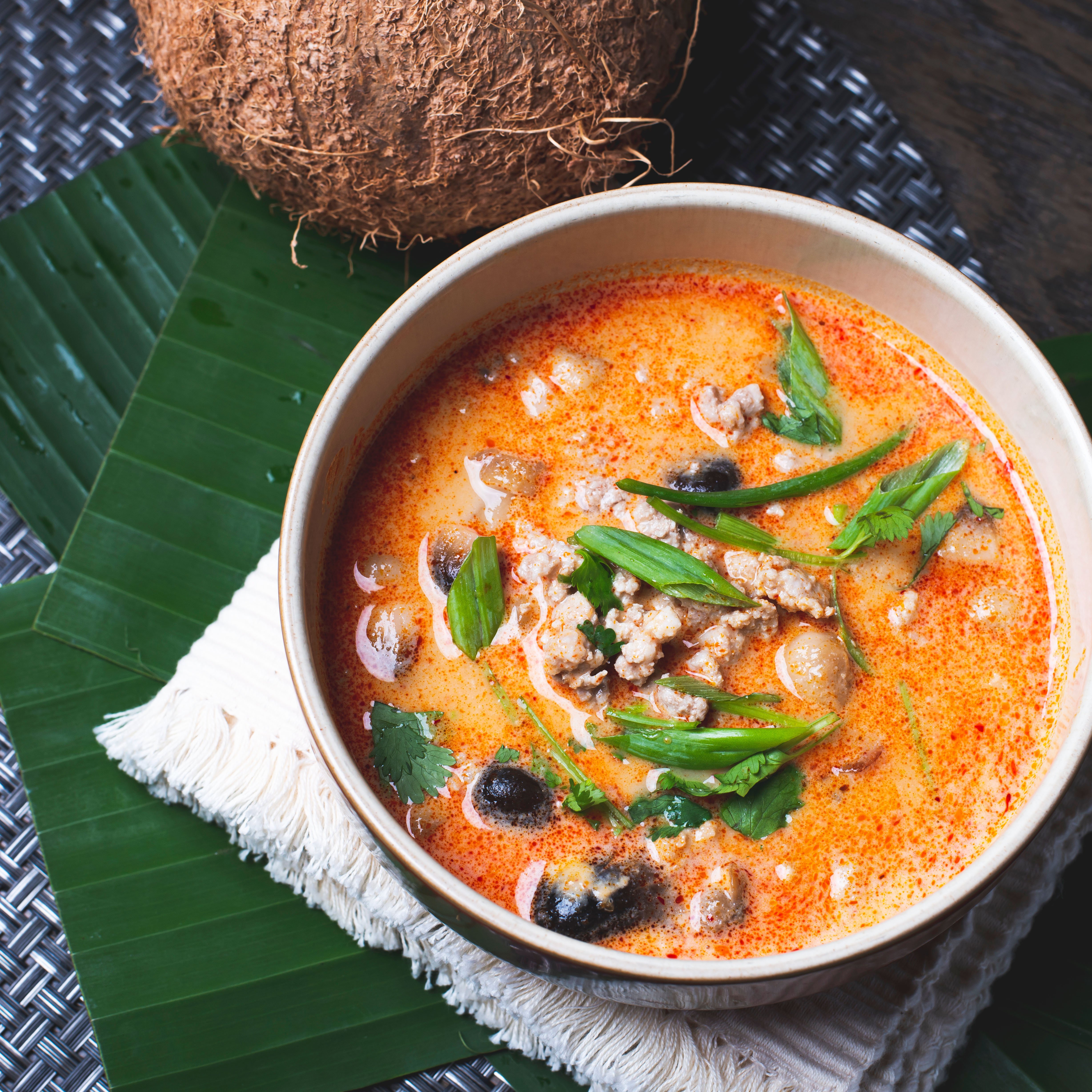 Creamy Tom Yum Soup (Tom Yum Moo Sub Num Khon).