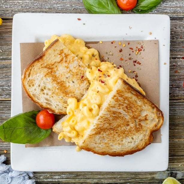 Grilled Mac & Cheese.