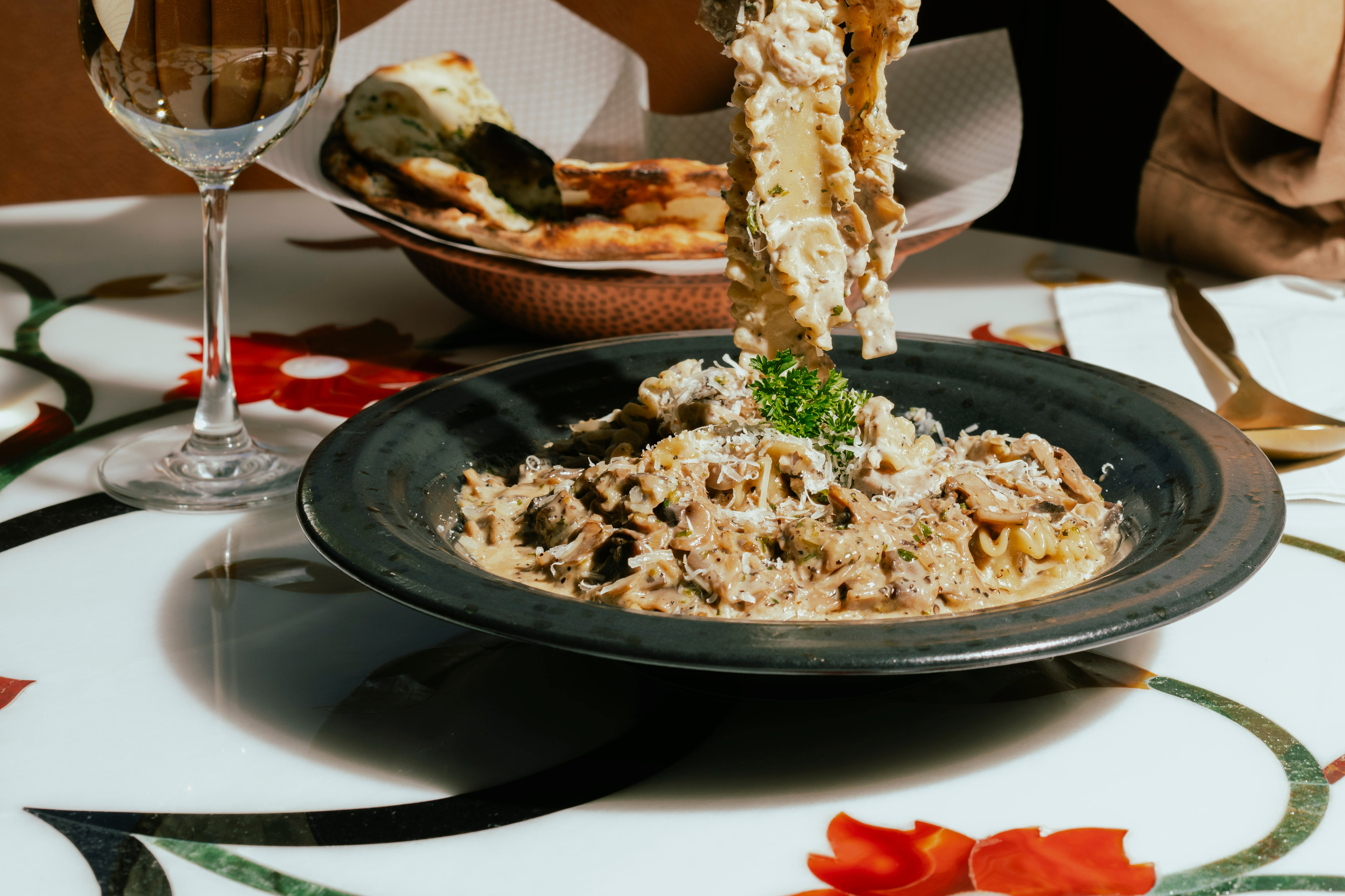 Garlic Alfredo Fettuccini