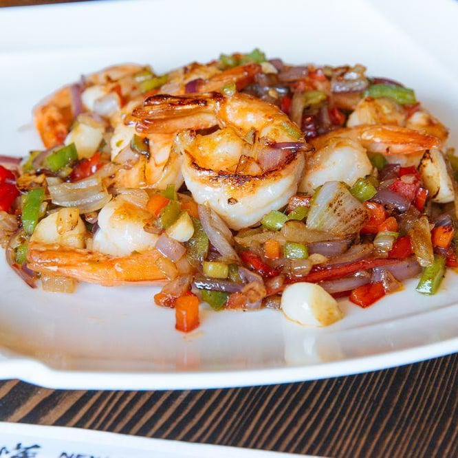 Shrimp w. Fresh Garlic & Pepper