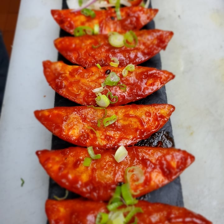 Veg. Firecracker Momo's (5pcs) (V).