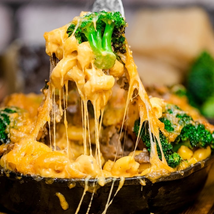 Beef & Broccoli Mac & Cheese