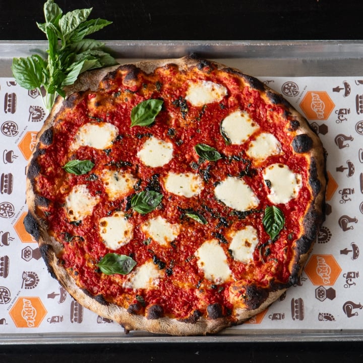 Ah-Beetz New Haven Pizza | Best Pizza in West Palm Beach, FL
