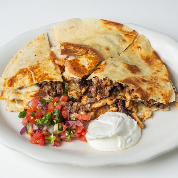 La Grande Quesadilla.