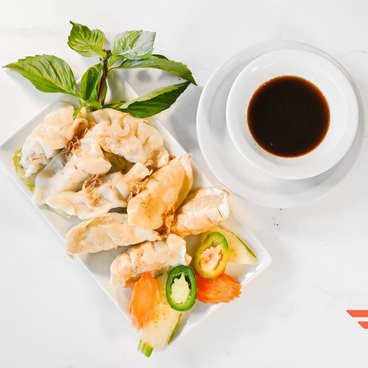 A6. Dumpling Crispy or Steamed - Bánh Xếp Chiên & Hấp.