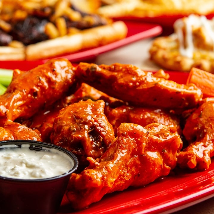 8pcs Wings.