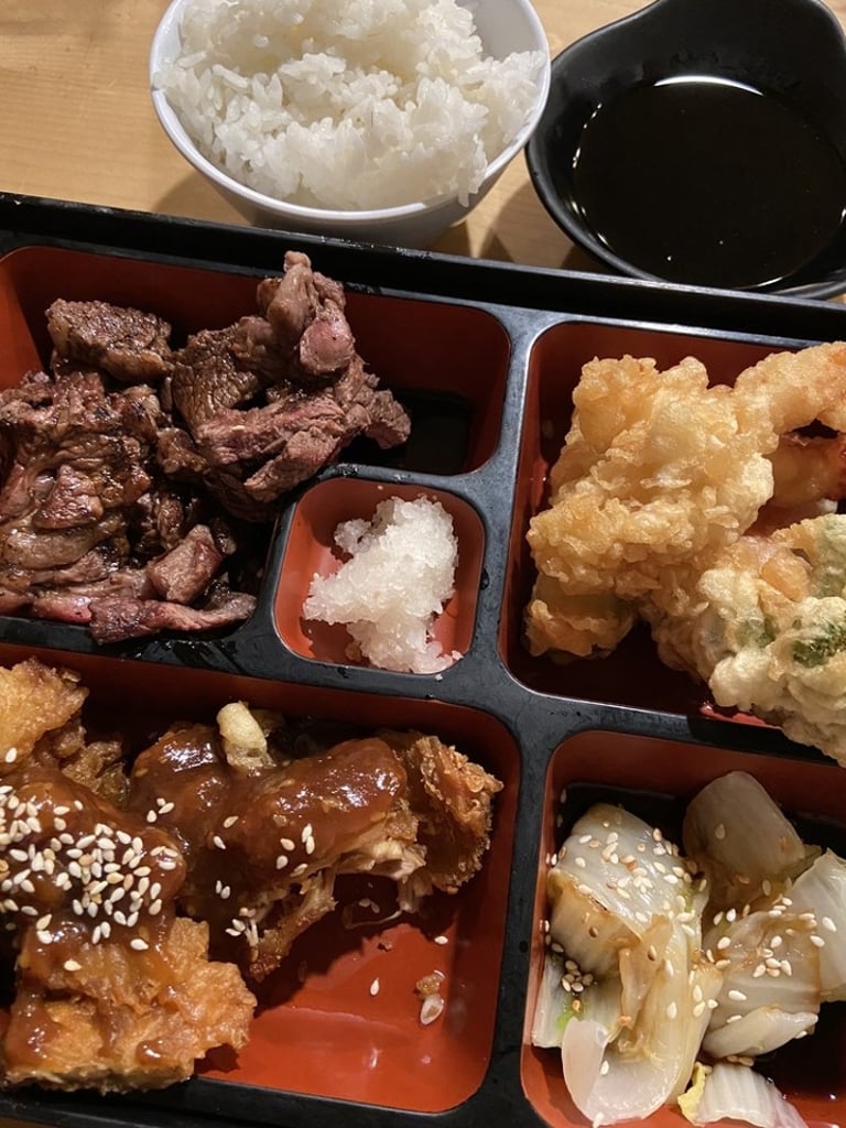 Noodle Delights: Japanese and Asian Fusion