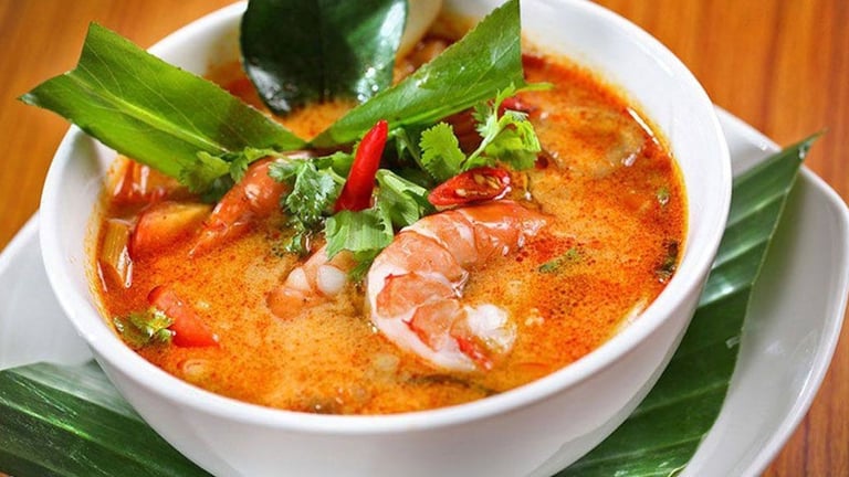 Delicious Khao Soi and More Thai Favorites