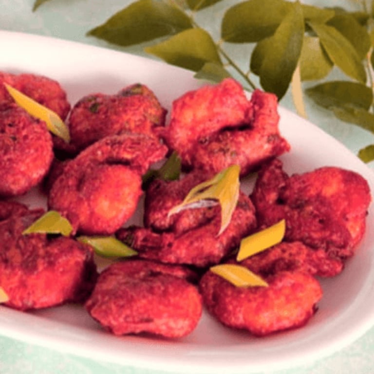 Delicious Chicken Samosa: A Flavorful Indian Appetizer