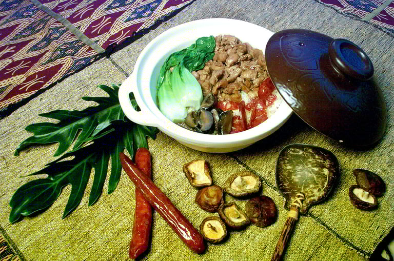 Delicious Malaysian Cuisine: Noodles, Curry, and More