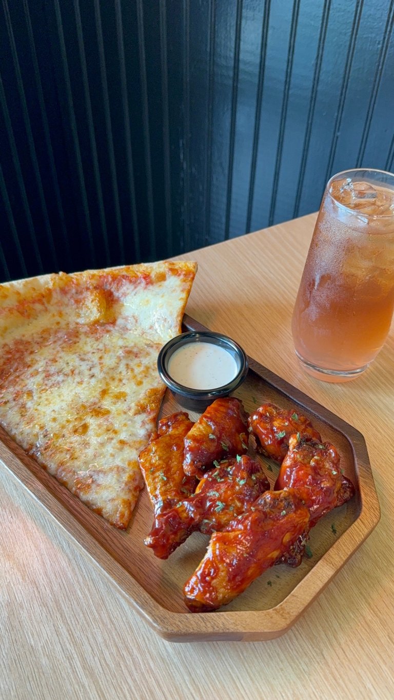 Delicious Boneless Wings for Every Appetite