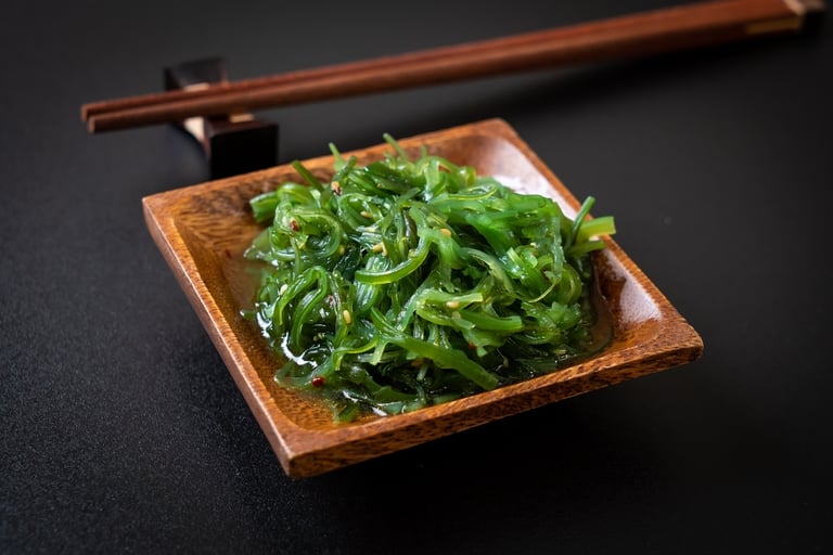 Delicious Seaweed Salad: A Refreshing Japanese Appetizer