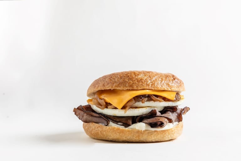 Deli Sandwiches: Fresh Bagels and Breakfast Favorites