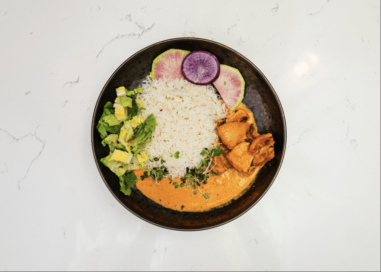 Delicious Saag Dishes at Our Restaurant