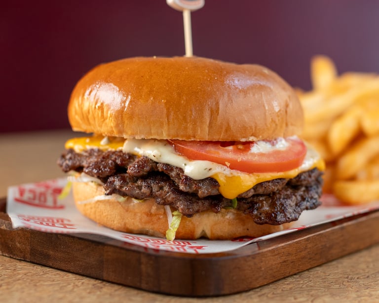Smash Burger: Juicy, Flavorful, Handcrafted Burgers