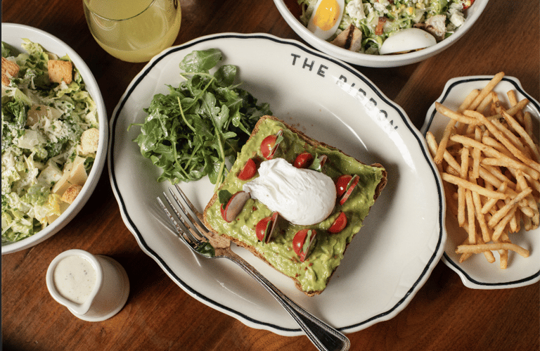 Crab Delights: Fusion, Sushi, Seafood