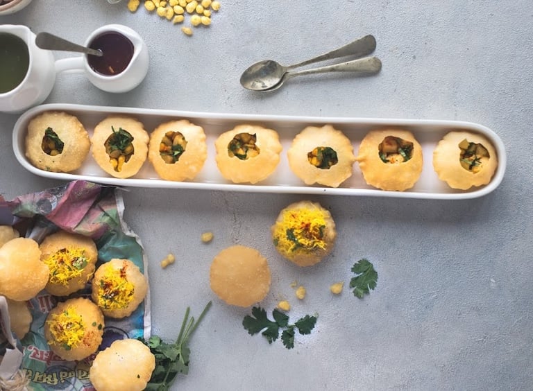 Pani Puri: A Flavorful Indian Street Food Delight