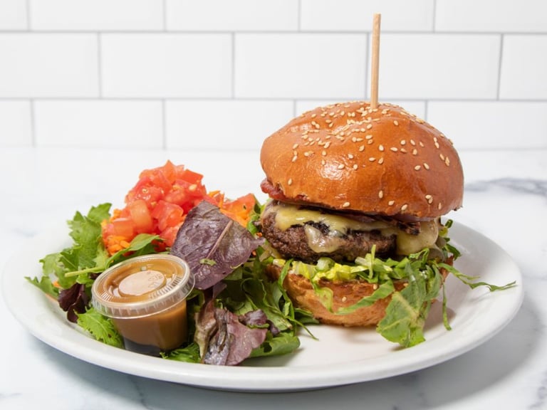 Grass Fed Beef Burgers: A Juicy Delight