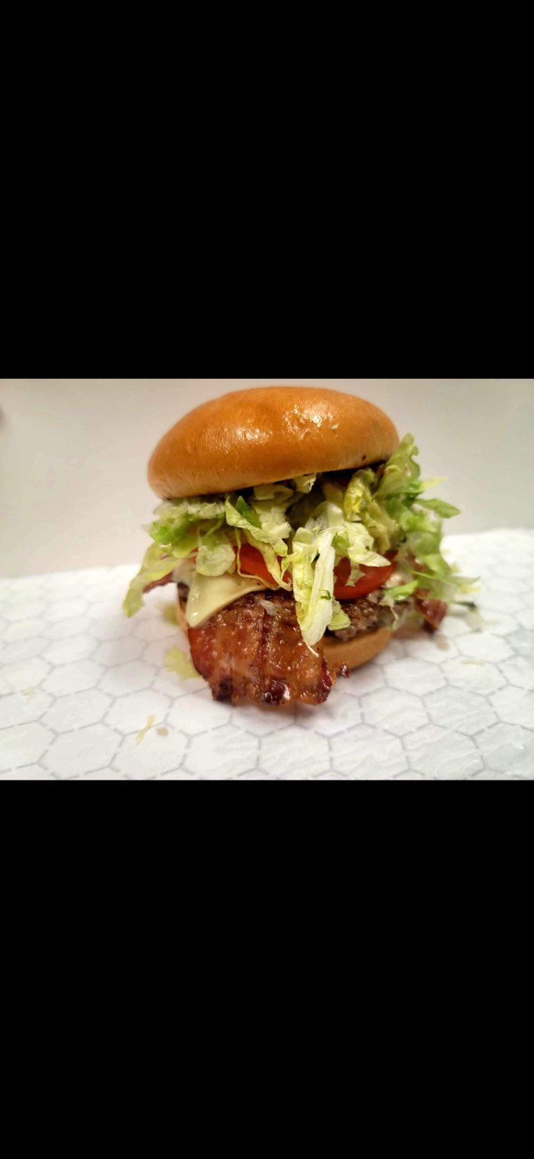 Bacon Cheeseburger: A Classic American Favorite